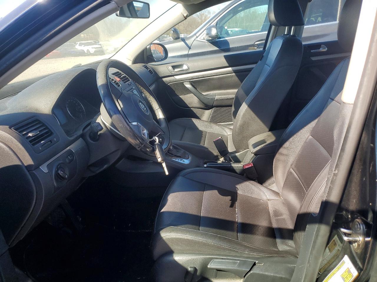 2010 Volkswagen Jetta Se Black vin: 3VWRZ7AJ6AM159579