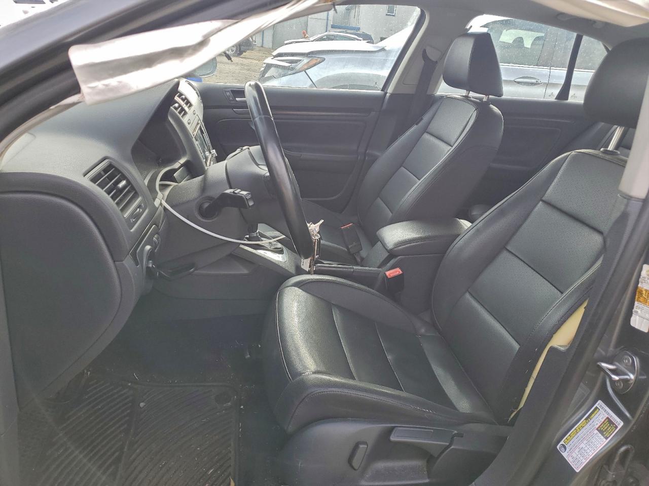 2010 Volkswagen Jetta Se Gray vin: 3VWRZ7AJ7AM060558