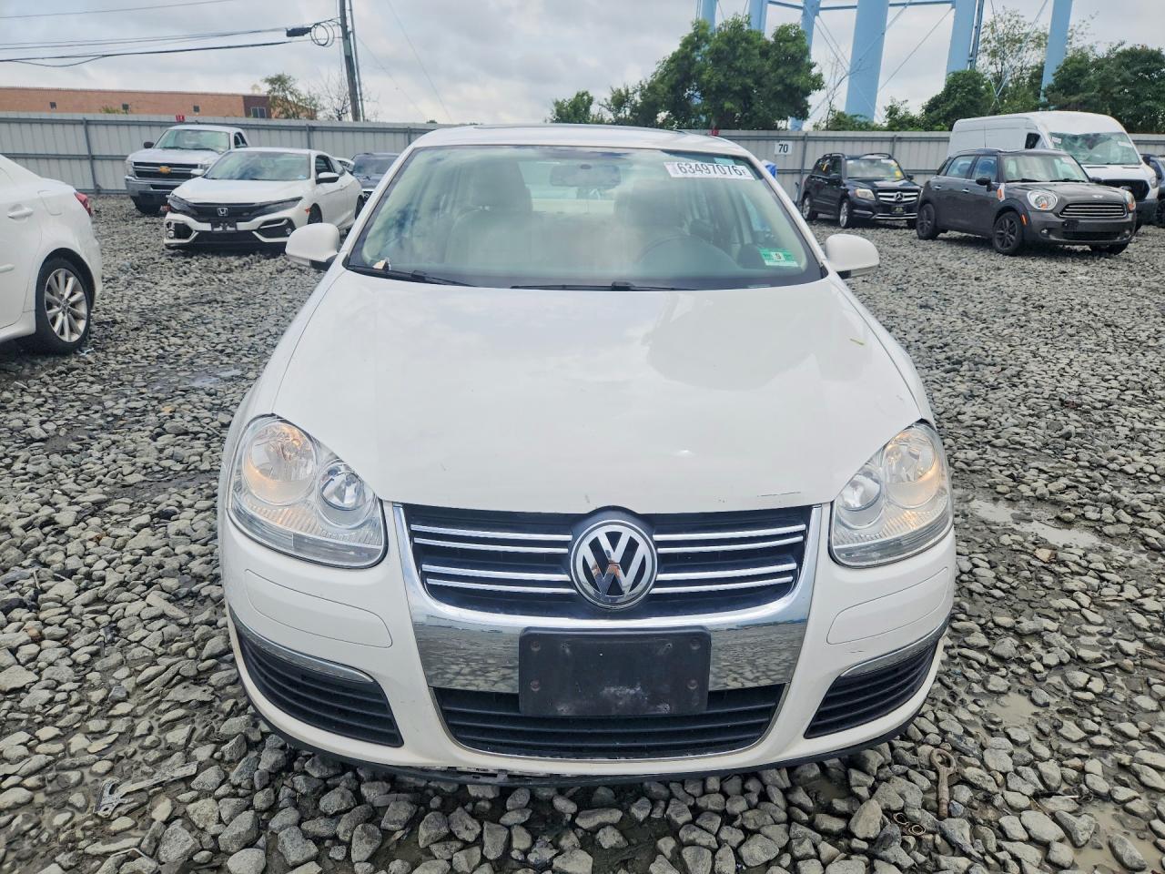 2010 Volkswagen Jetta Se Белый vin: 3VWRZ7AJ7AM144928