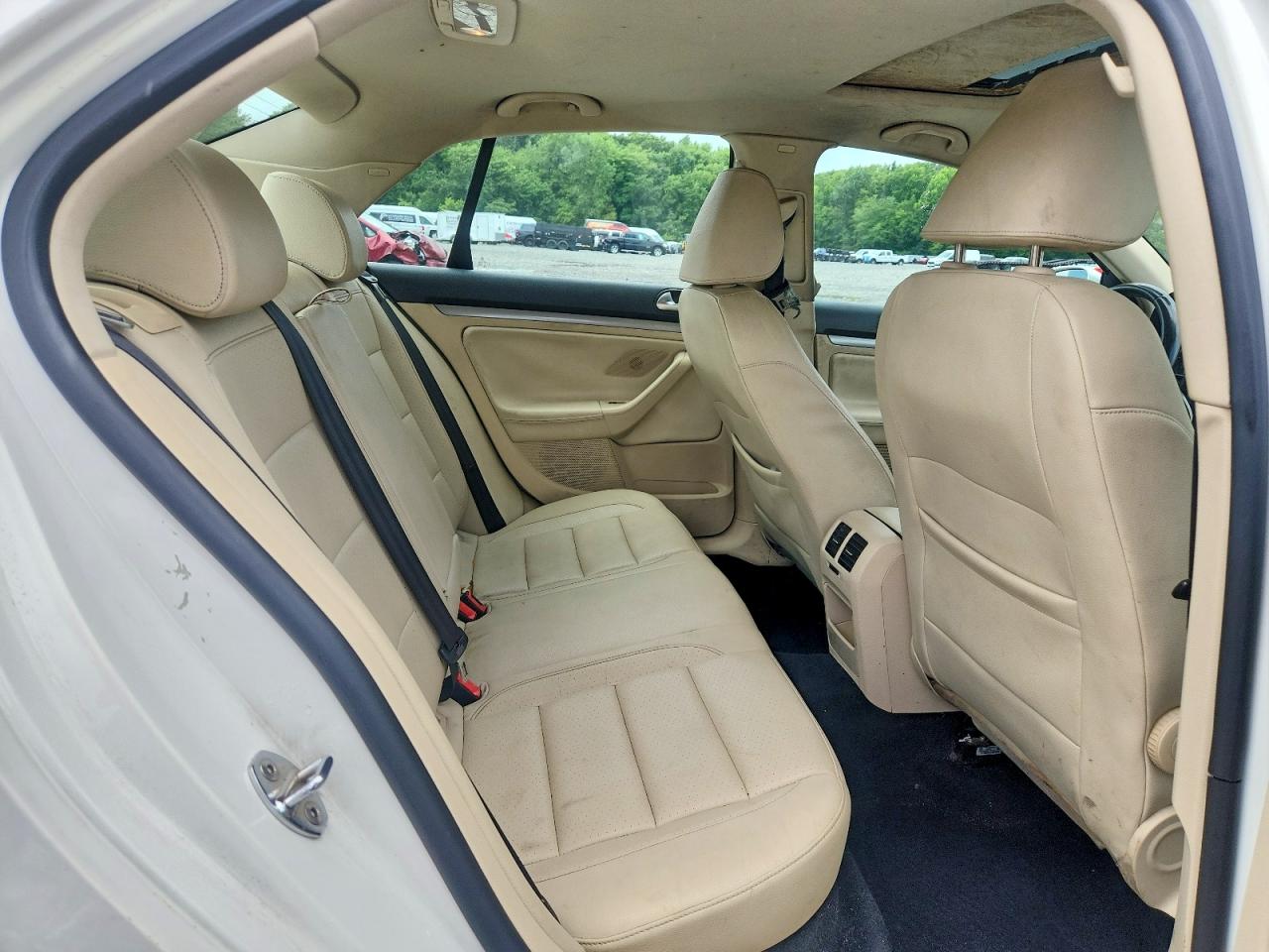 2010 Volkswagen Jetta Se Белый vin: 3VWRZ7AJ7AM144928