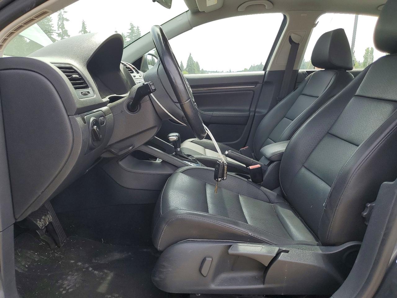 2010 Volkswagen Jetta Se Серый vin: 3VWRZ7AJ8AM050735