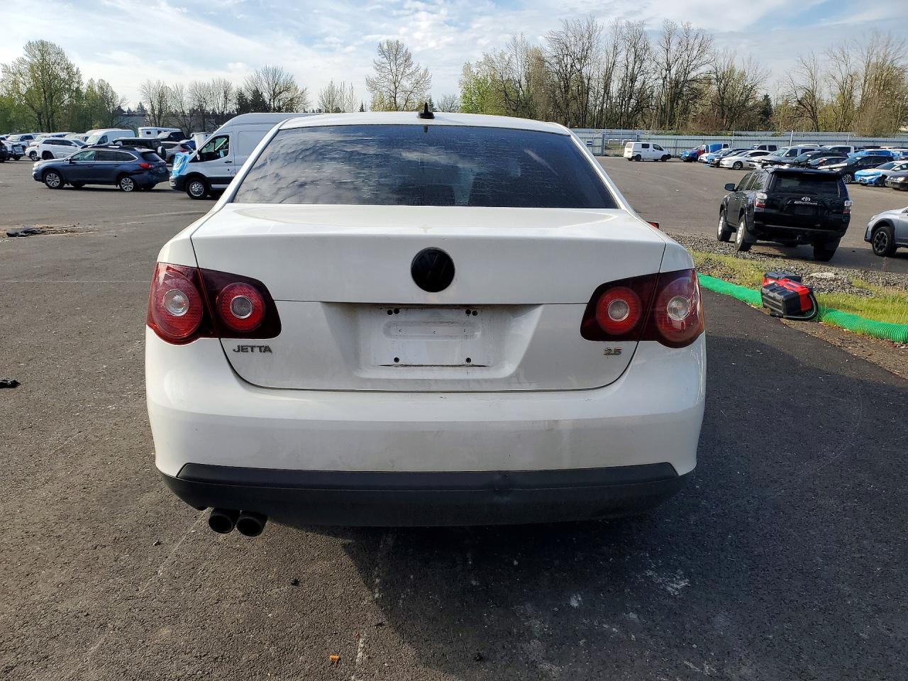 2010 Volkswagen Jetta Se Белый vin: 3VWRZ7AJ8AM052422