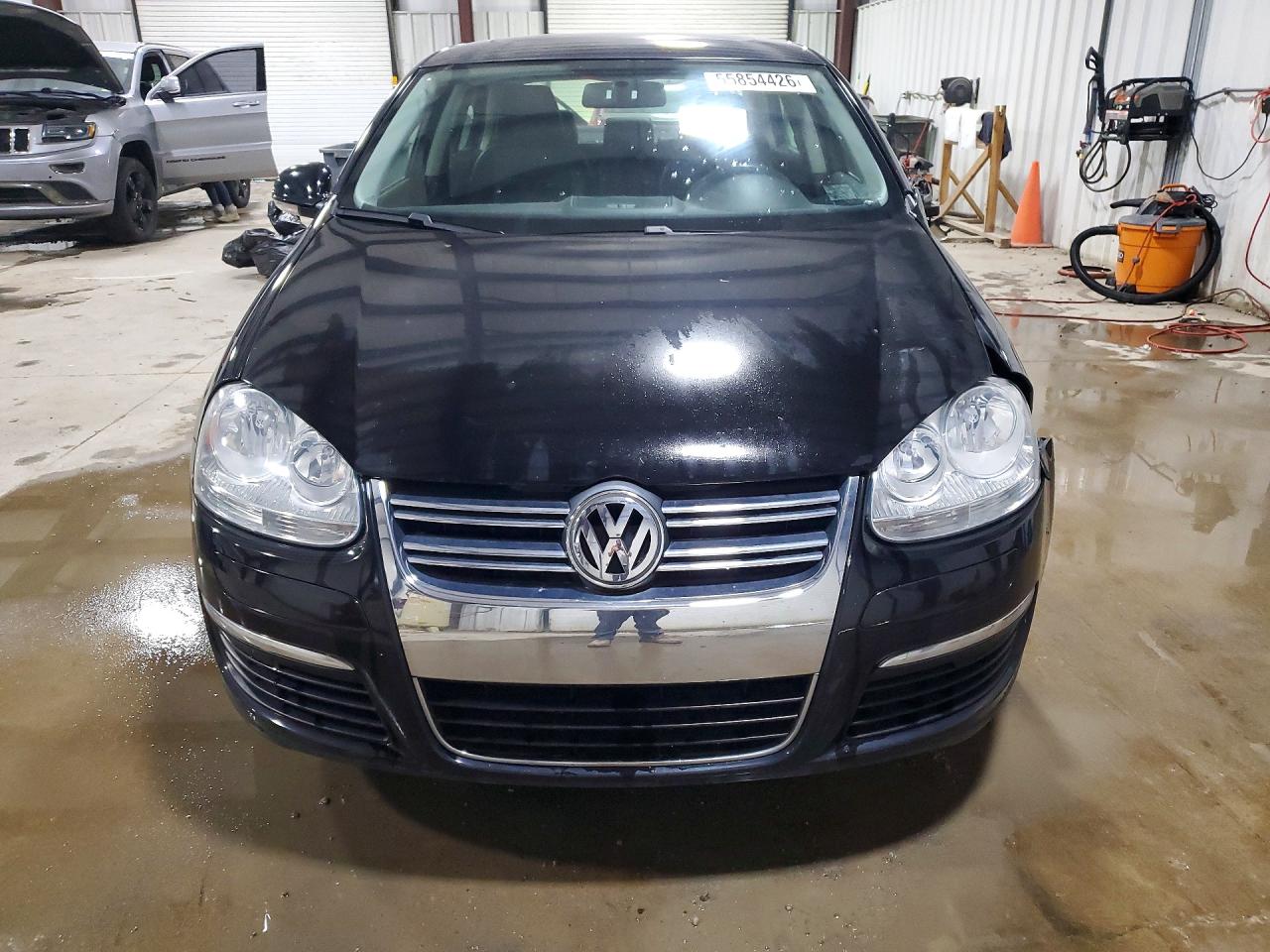 2010 Volkswagen Jetta Se Черный vin: 3VWRZ7AJ9AM065129