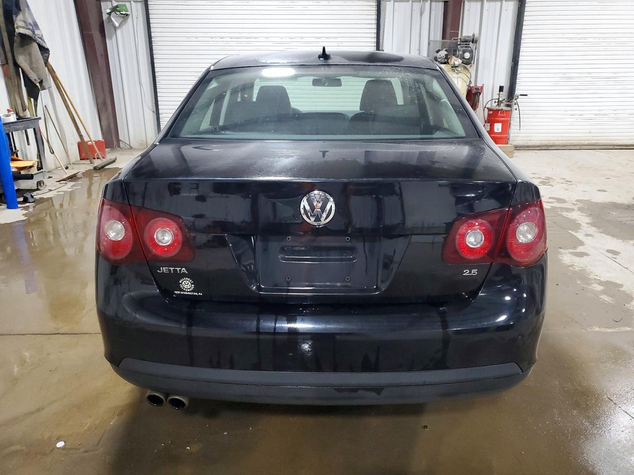 2010 Volkswagen Jetta Se Черный vin: 3VWRZ7AJ9AM065129