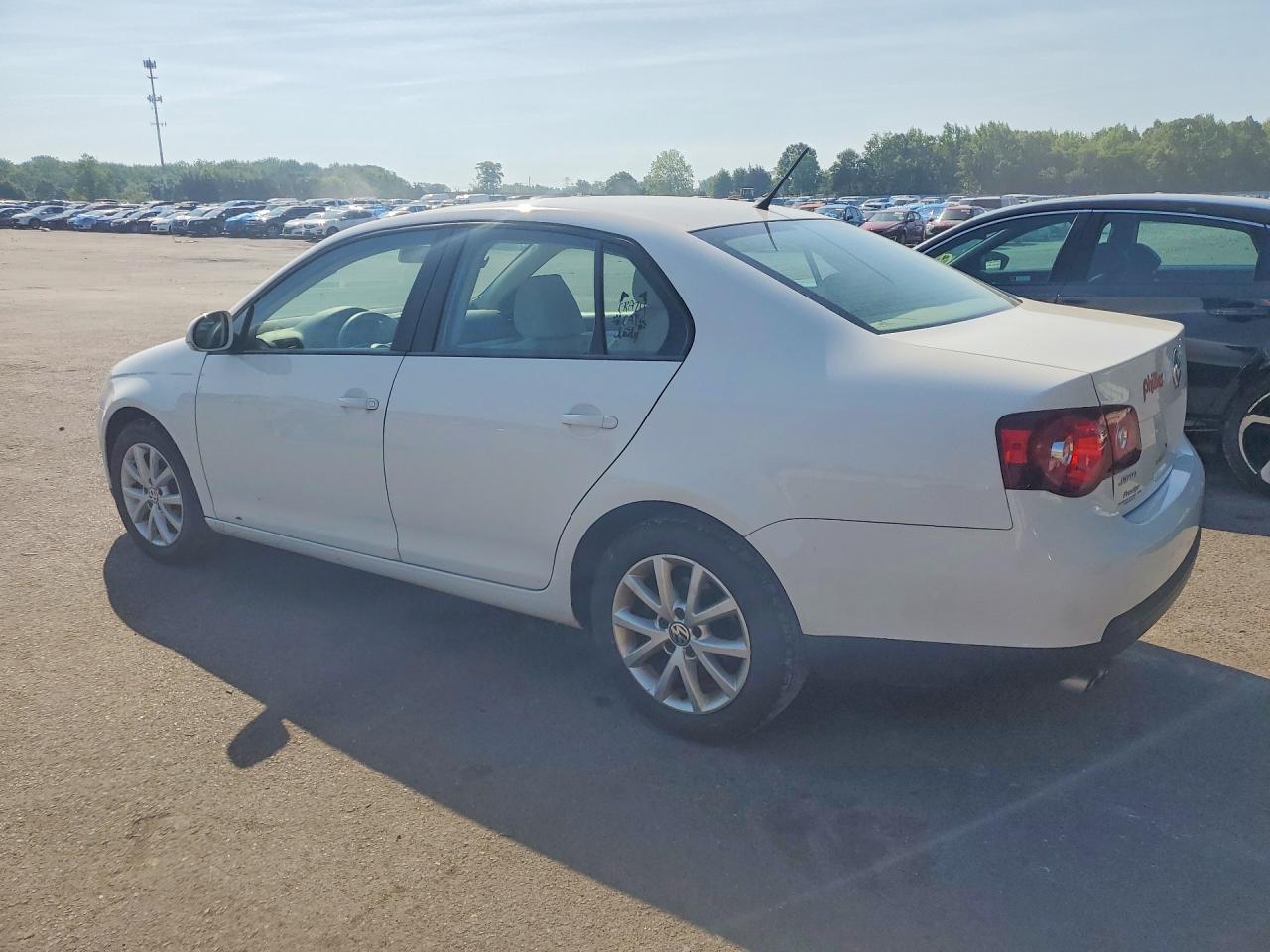 2010 Volkswagen Jetta Se White vin: 3VWRZ7AJ9AM119304