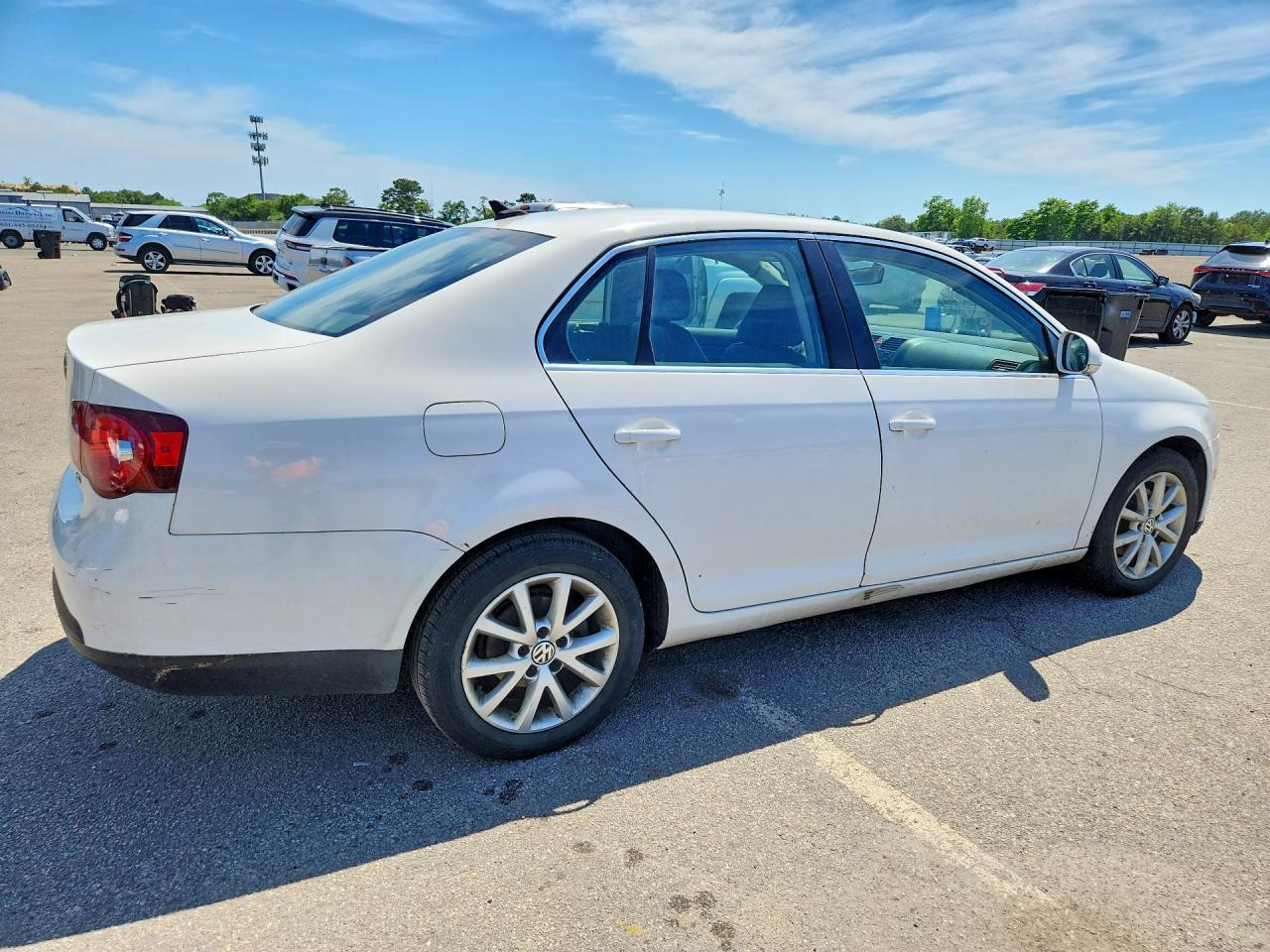 2010 Volkswagen Jetta Se White vin: 3VWRZ7AJXAM055497