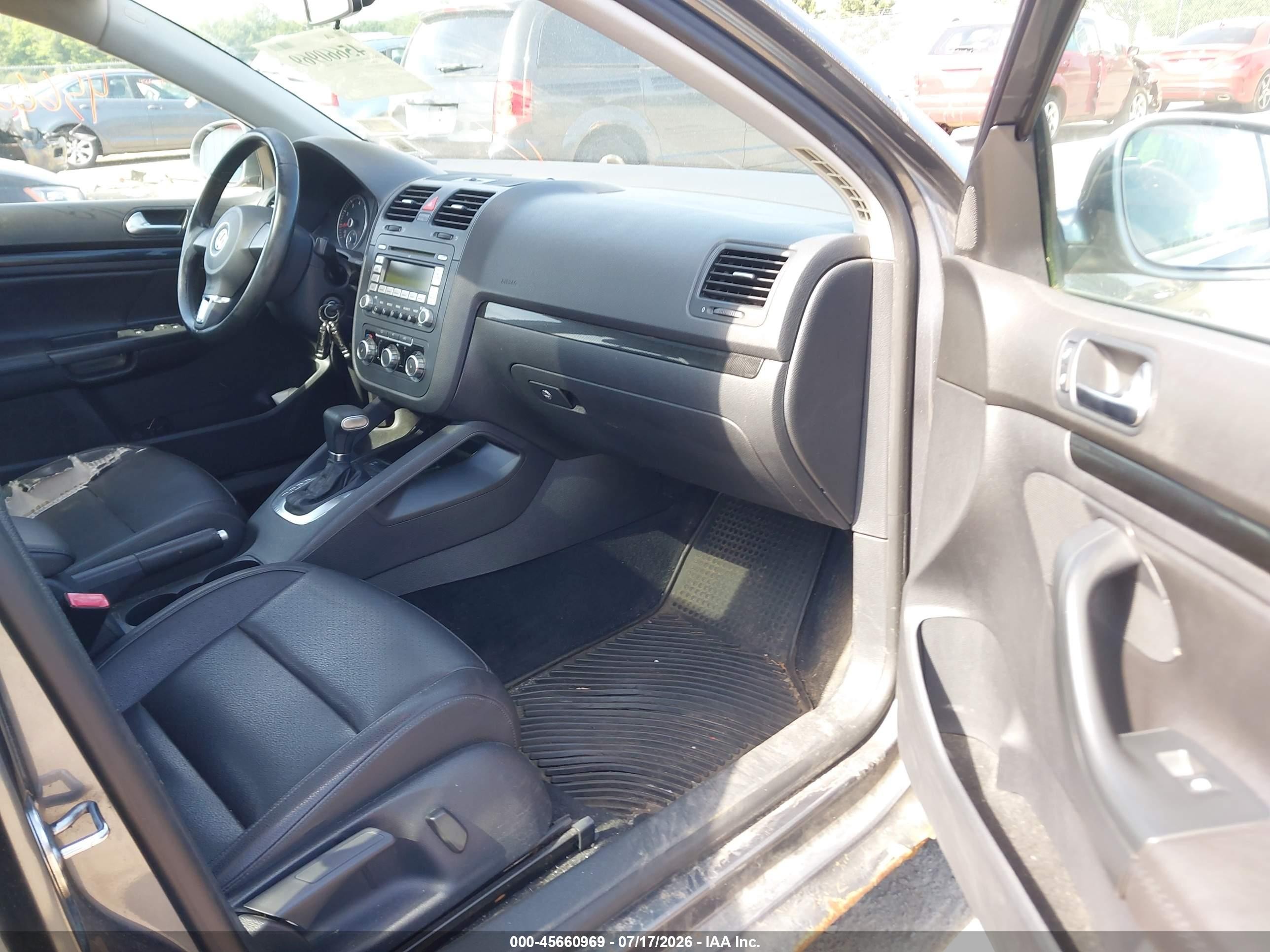 2010 Volkswagen Jetta Se Серый vin: 3VWRZ7AJXAM061459