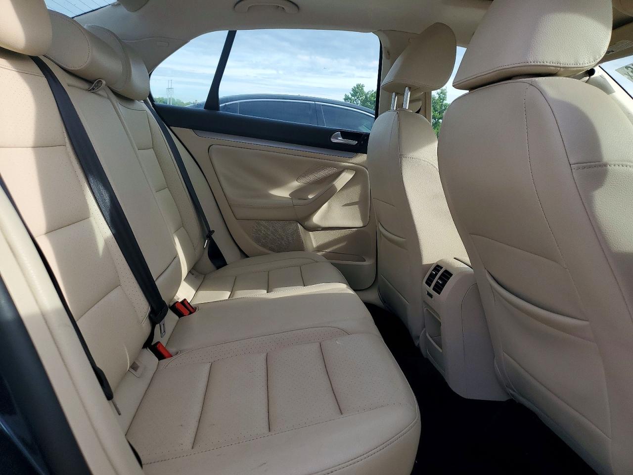 2010 Volkswagen Jetta Se Синий vin: 3VWRZ7AJXAM119134