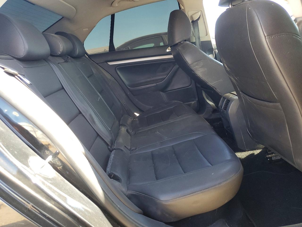 2010 Volkswagen Jetta Se Black vin: 3VWRZ7AJXAM165157
