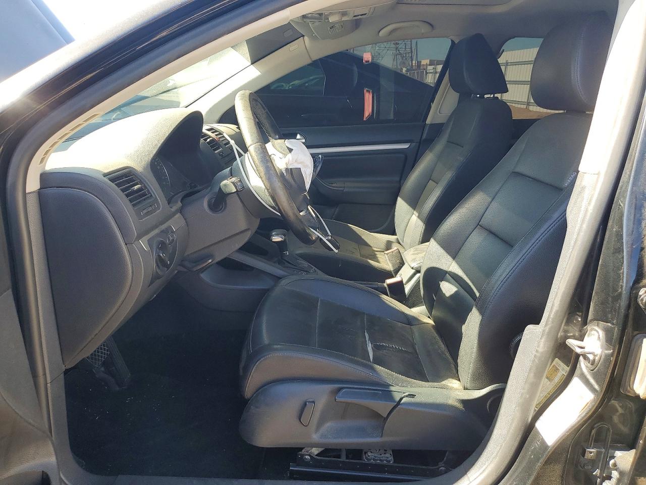 2010 Volkswagen Jetta Se Black vin: 3VWRZ7AJXAM165157
