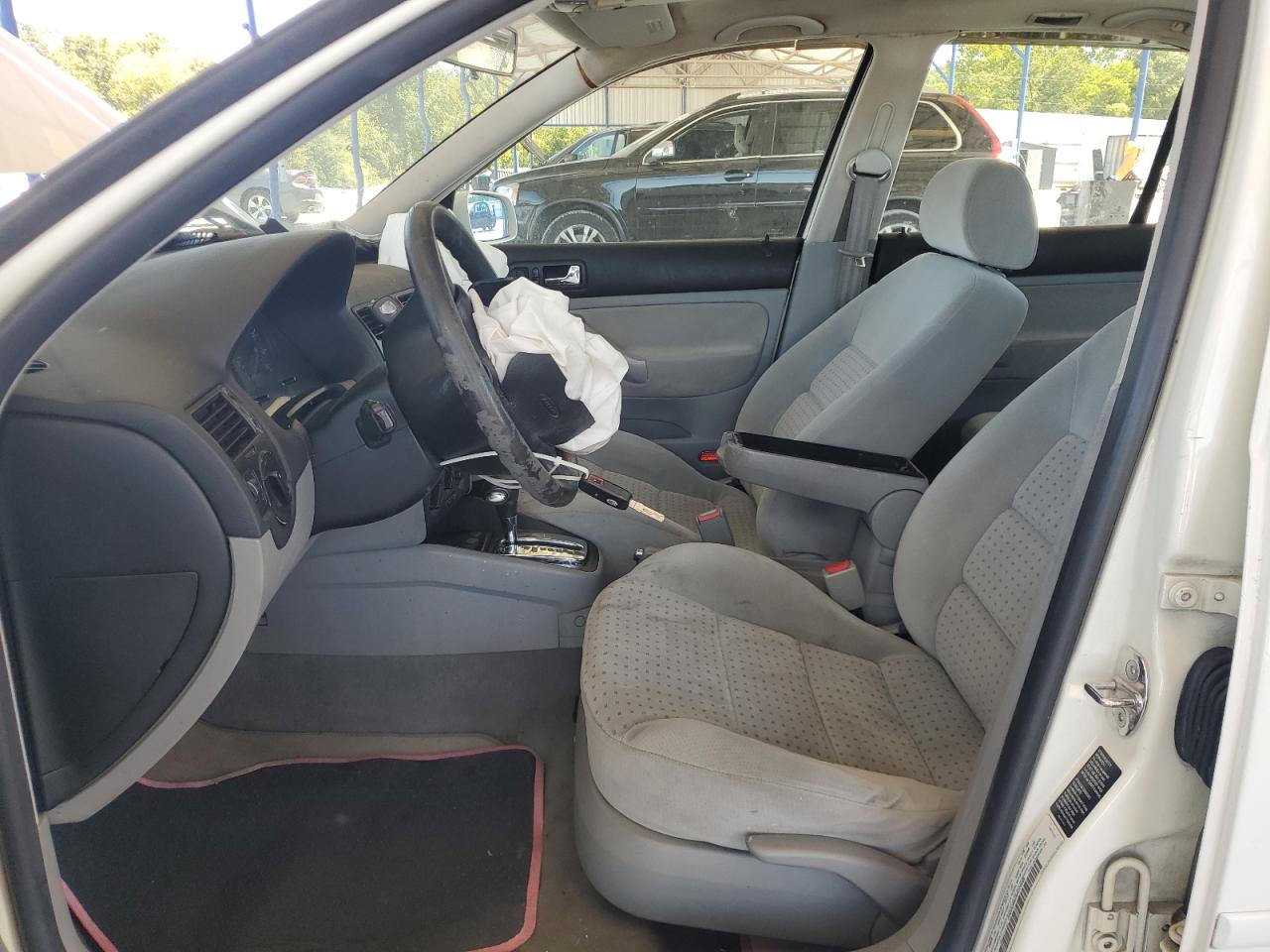 1999 Volkswagen Jetta Gls White vin: 3VWSA29M0XM103558