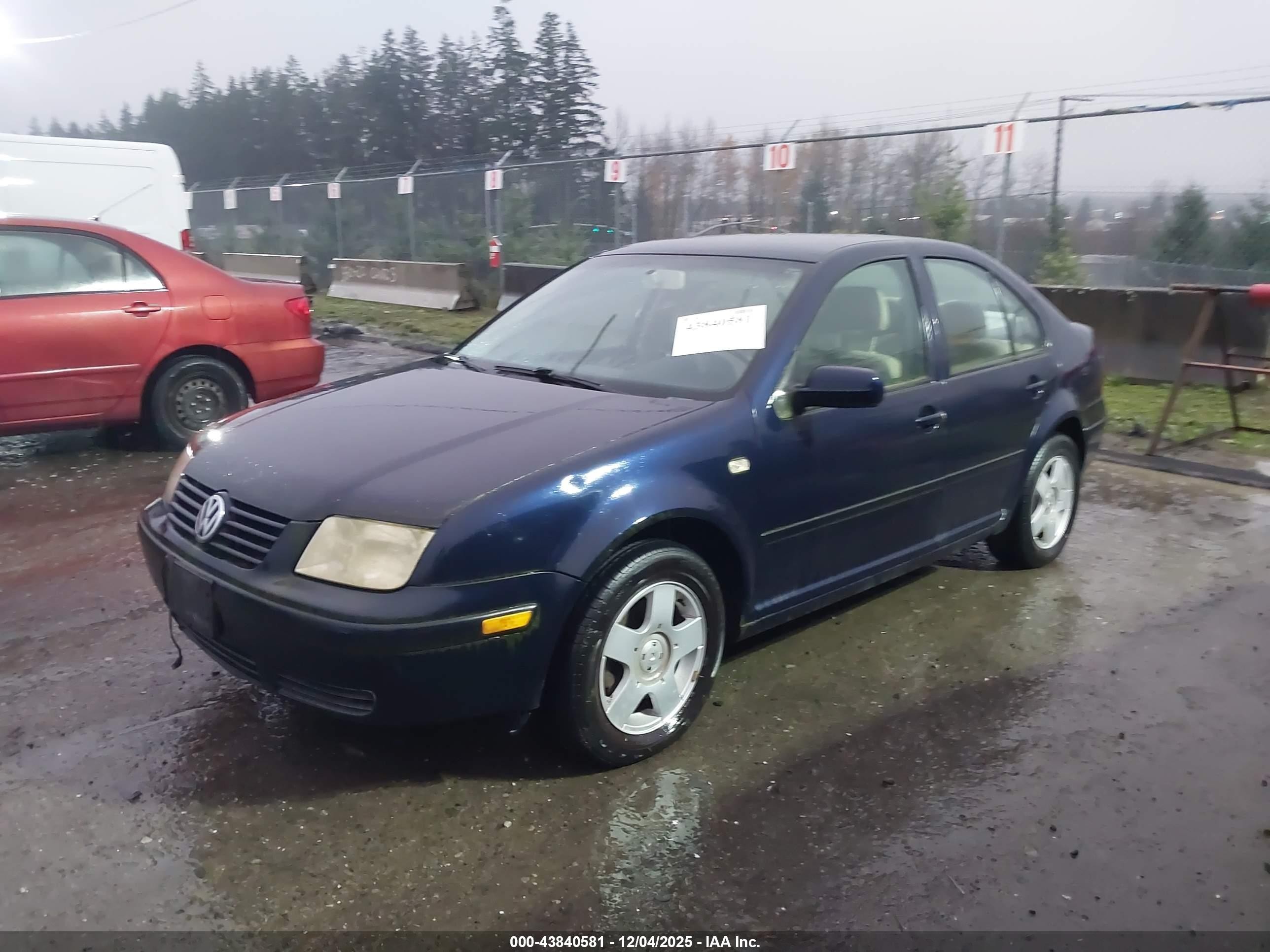 2000 Volkswagen Jetta Gls Blue vin: 3VWSA29M0YM108468