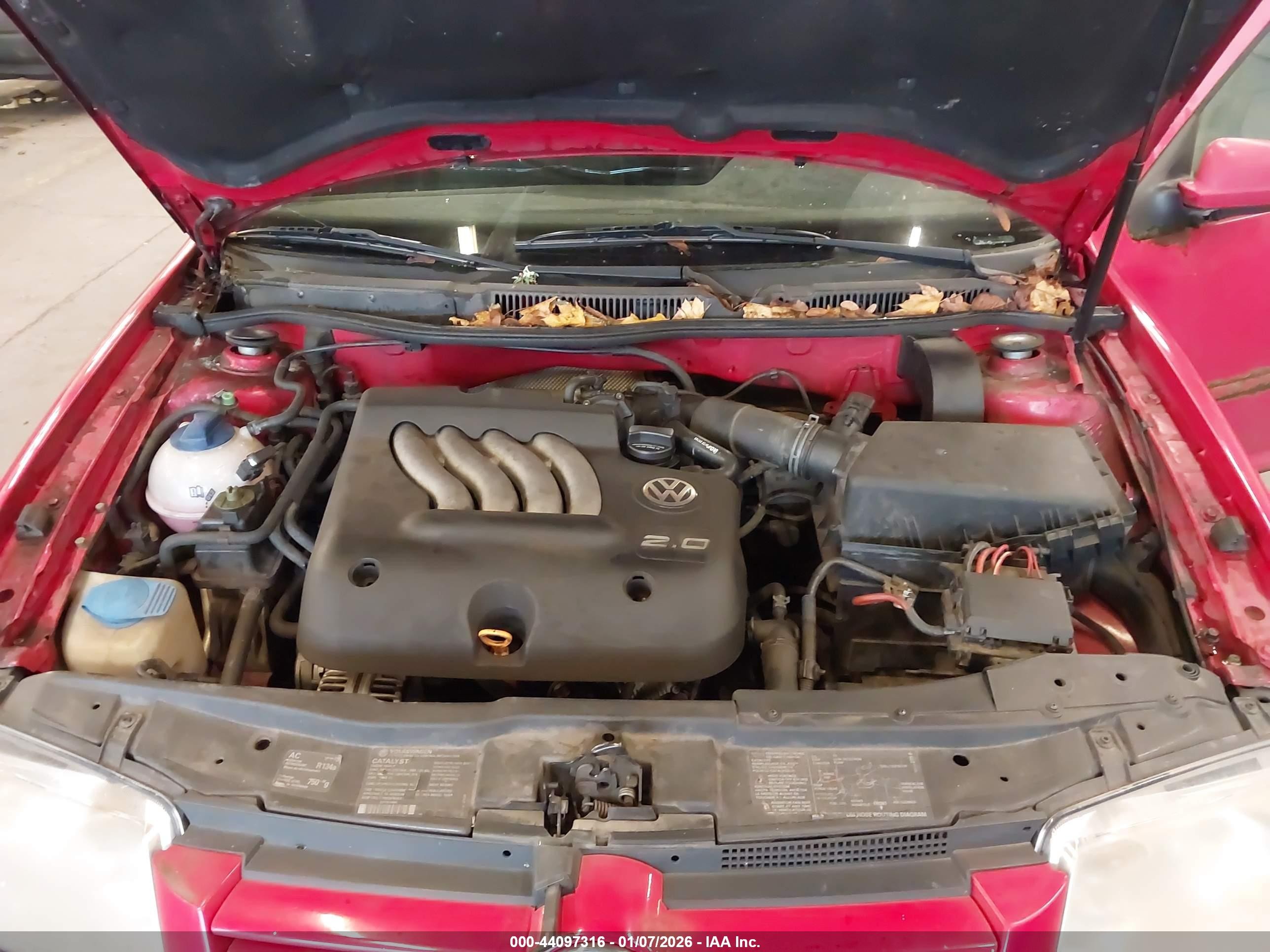 1999 Volkswagen Jetta Gls Red vin: 3VWSA29M4XM037936