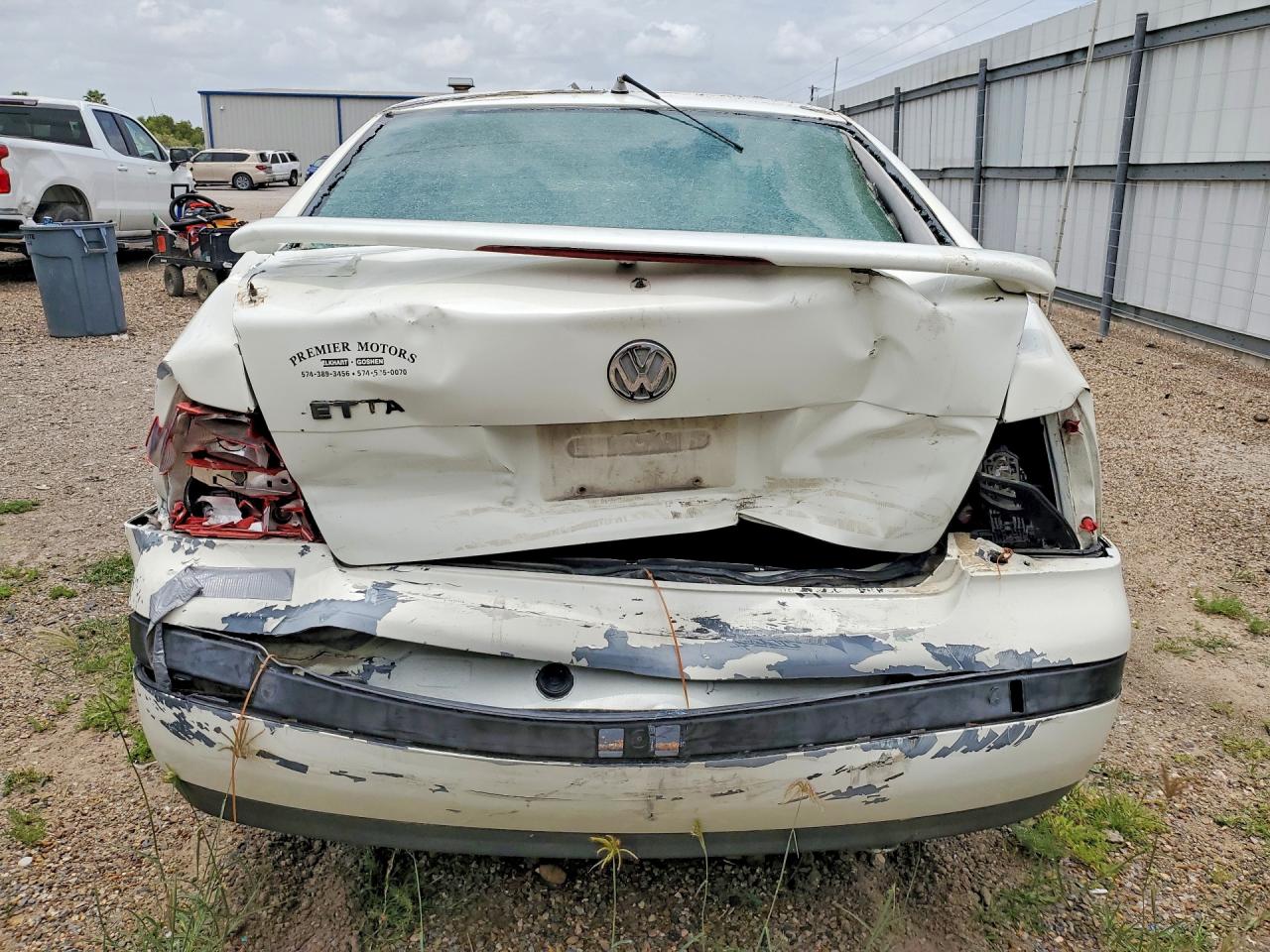 1999 Volkswagen Jetta Gls White vin: 3VWSA29M5XM018828