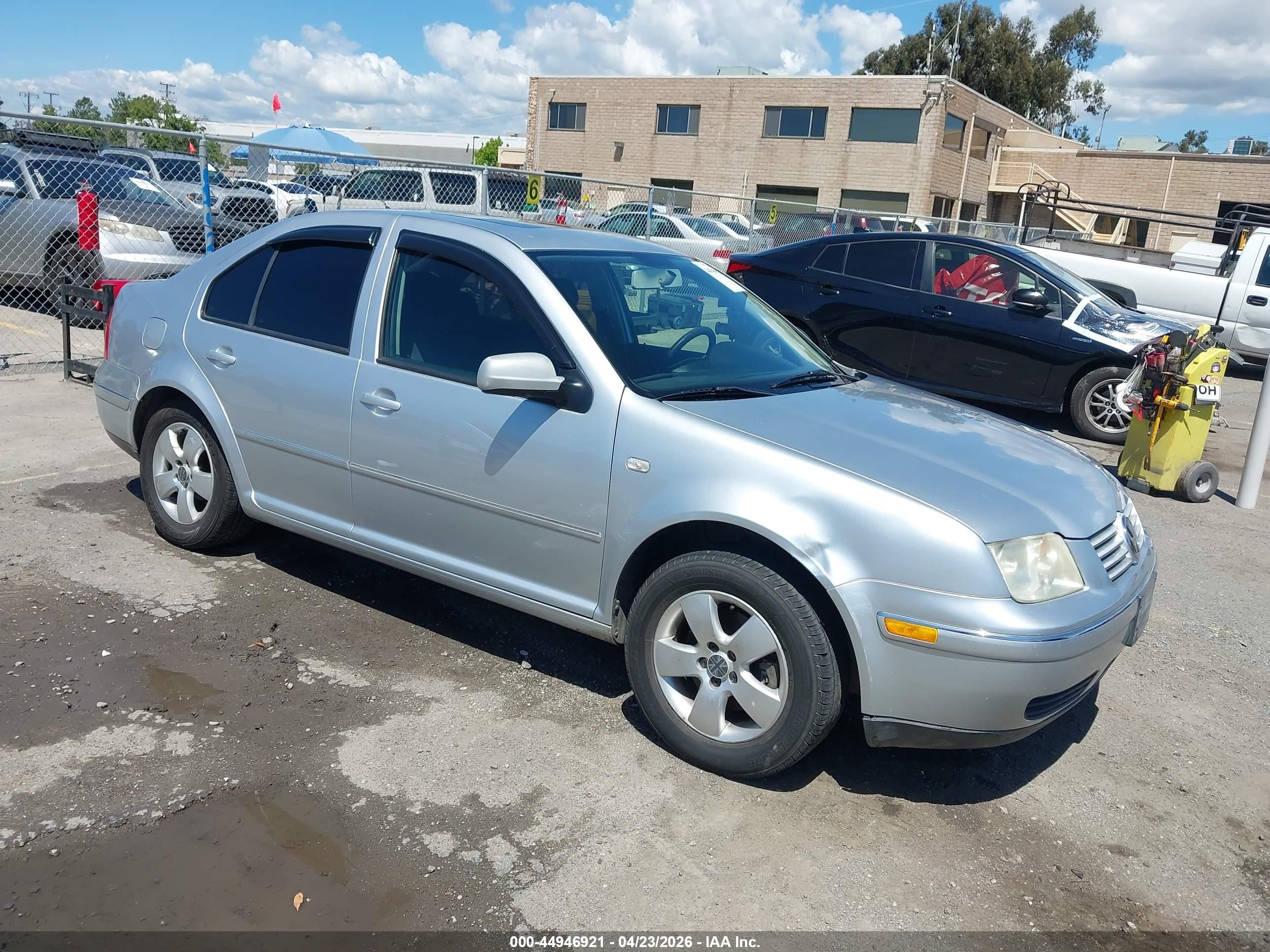 3VWSA69MX4M046160