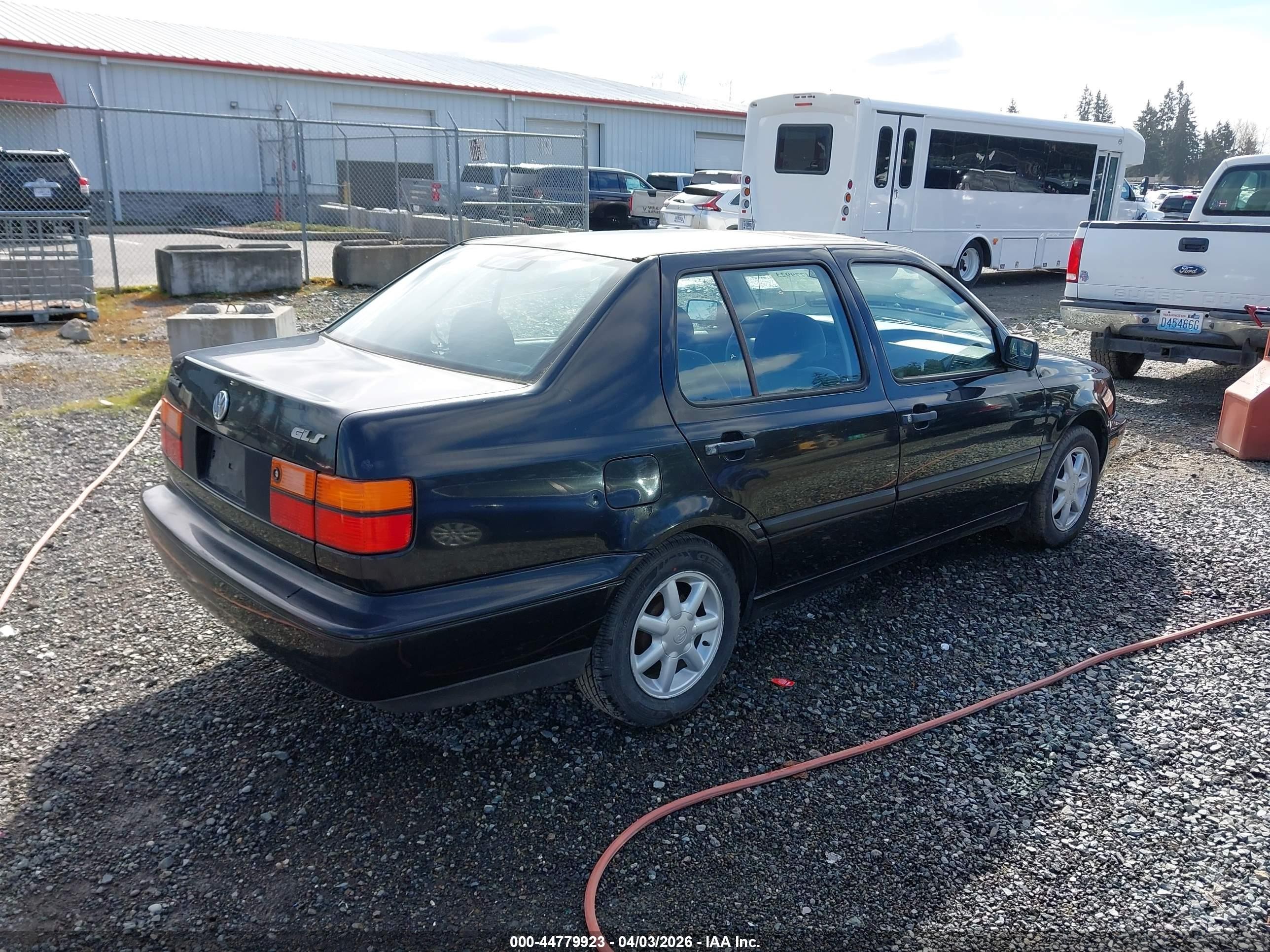 1997 Volkswagen Jetta Gls Black vin: 3VWSA81H0VM013566