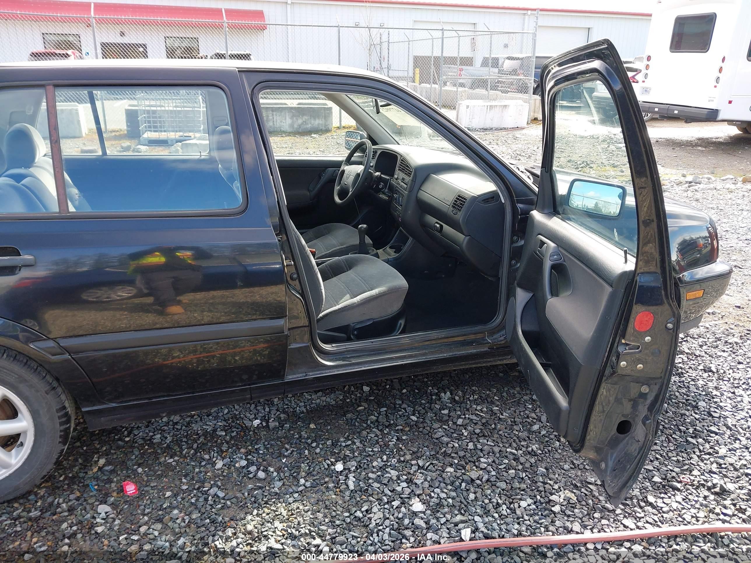 1997 Volkswagen Jetta Gls Black vin: 3VWSA81H0VM013566