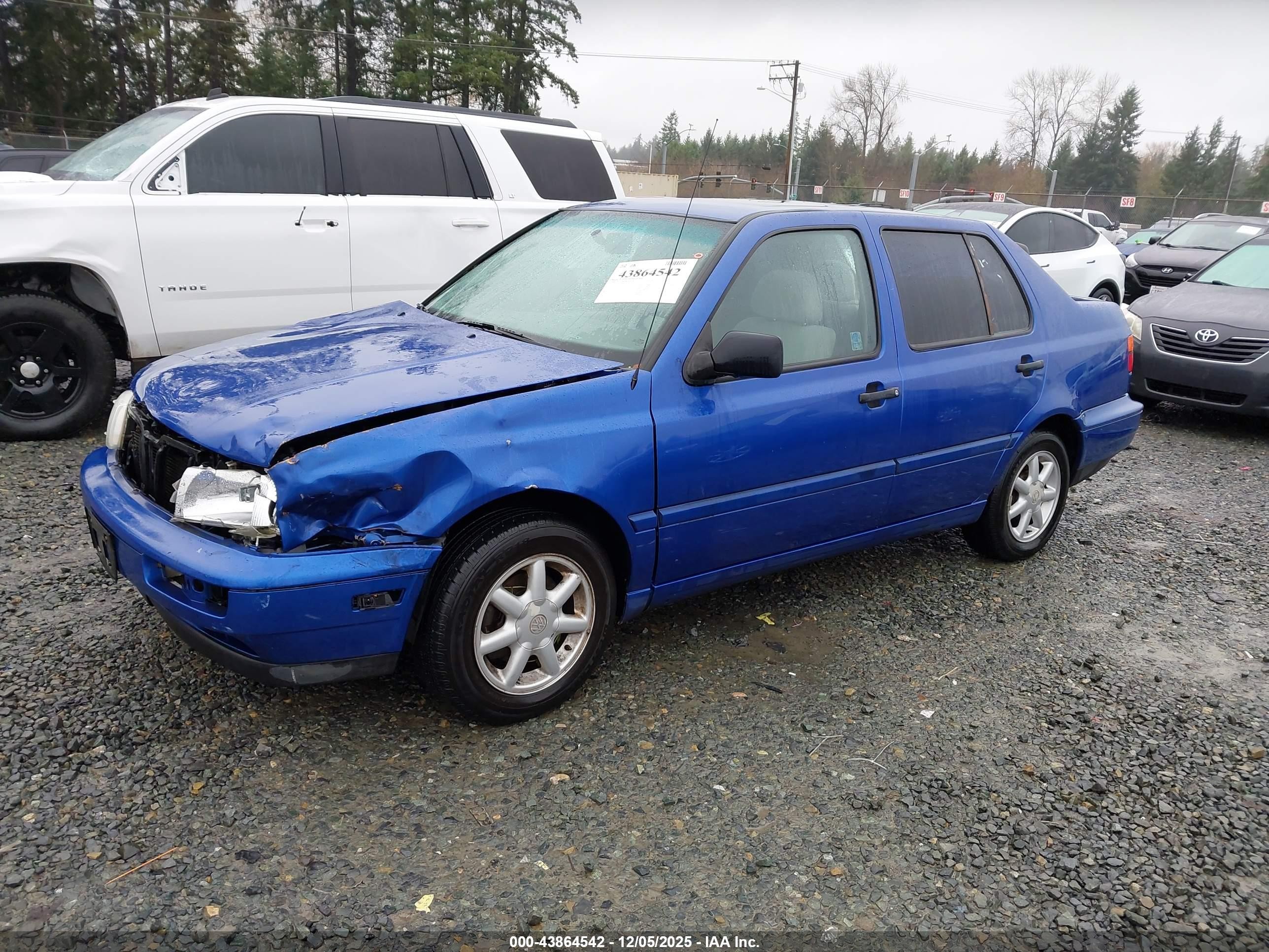1998 Volkswagen Jetta Gls Синий vin: 3VWSA81H6WM153915