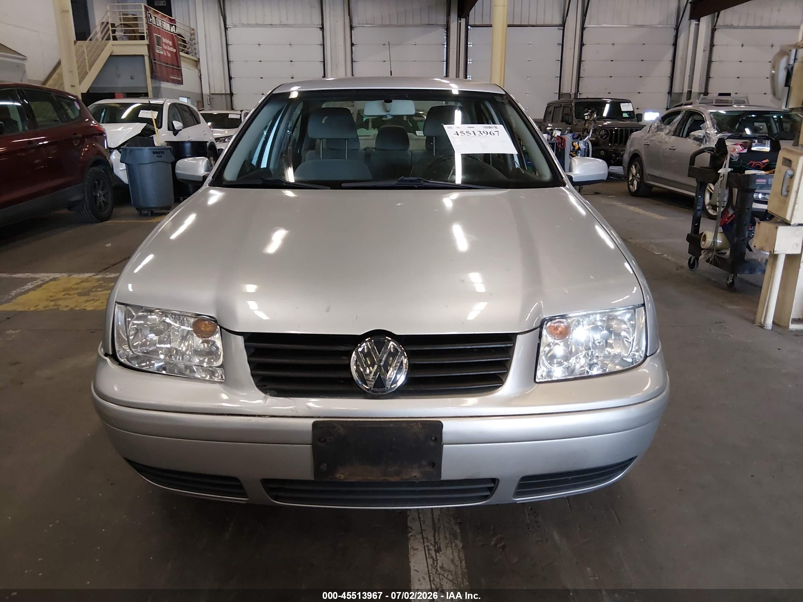 2002 Volkswagen Jetta Gls Silver vin: 3VWSB69M02M058876