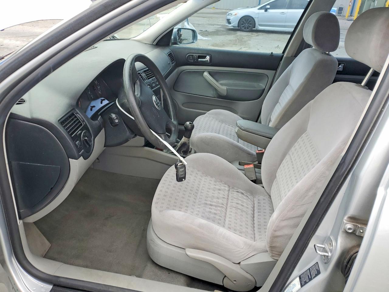 2002 Volkswagen Jetta Gls Серебряный vin: 3VWSB69M22M160695