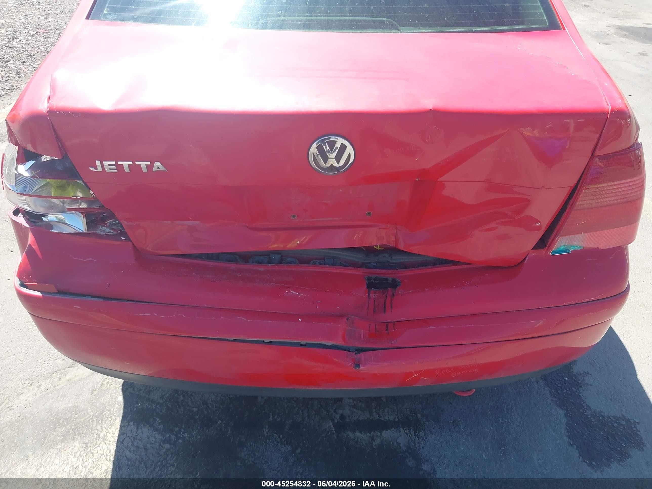 2001 Volkswagen Jetta Gls Red vin: 3VWSB69M91M145612