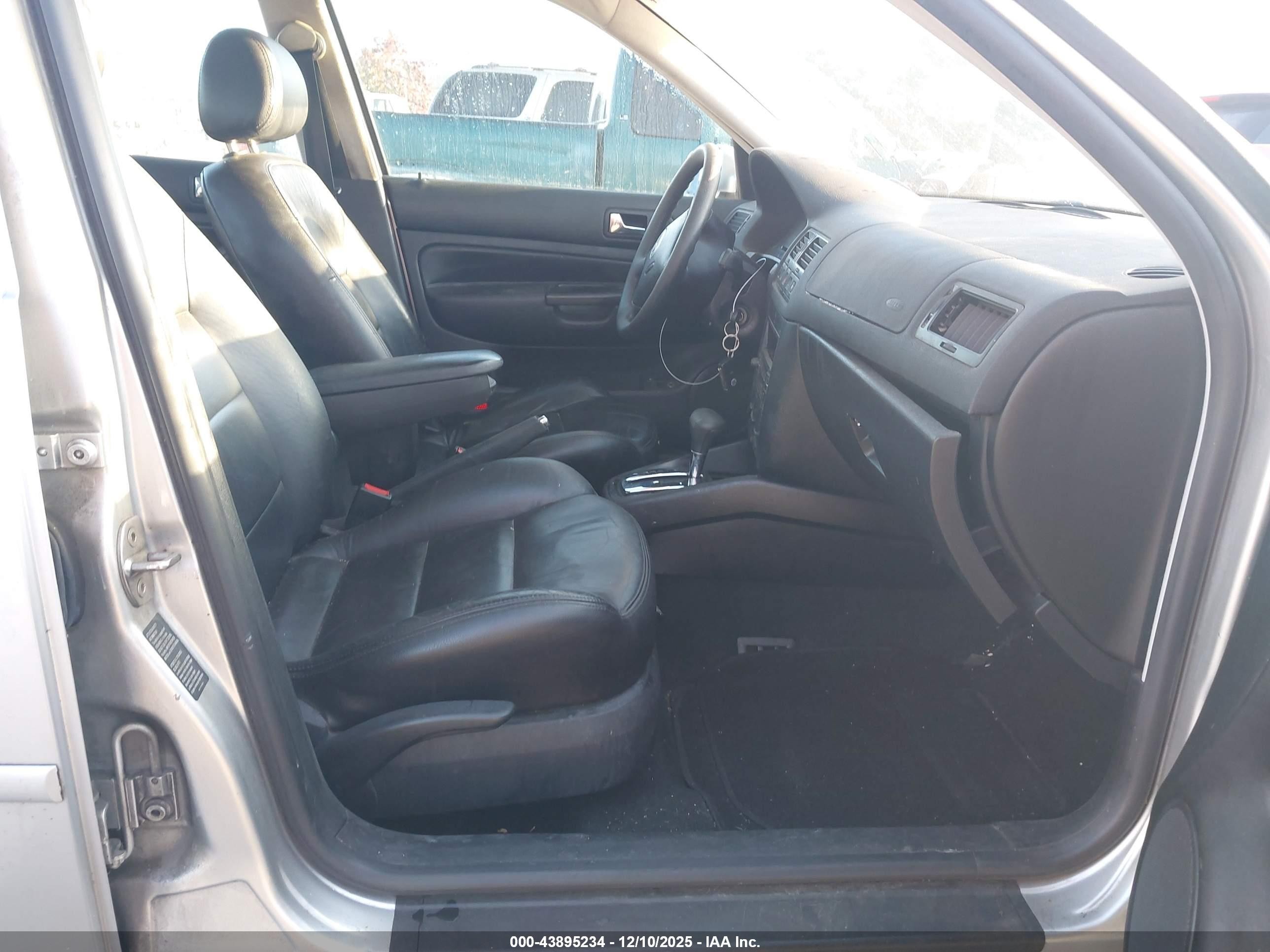 2000 Volkswagen Jetta Gls Серебряный vin: 3VWSC29M0YM122784