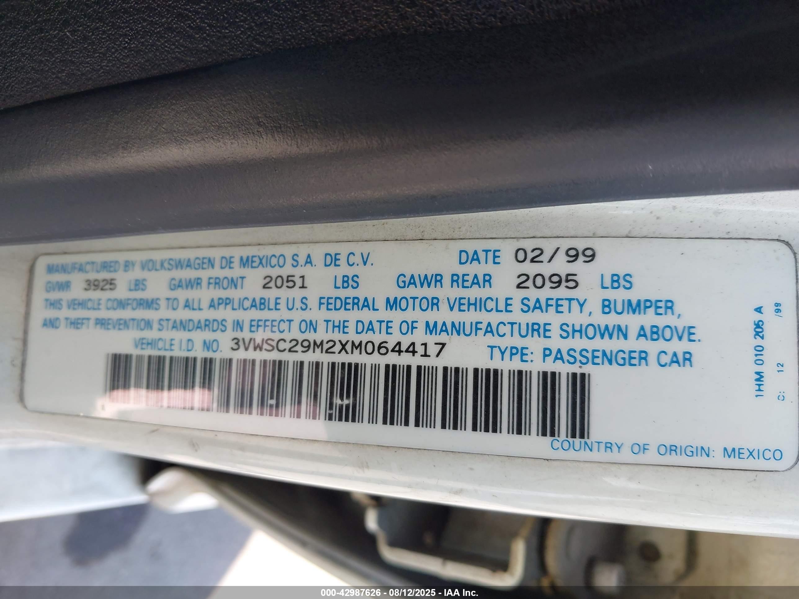 1999 Volkswagen Jetta Gls White vin: 3VWSC29M2XM064417
