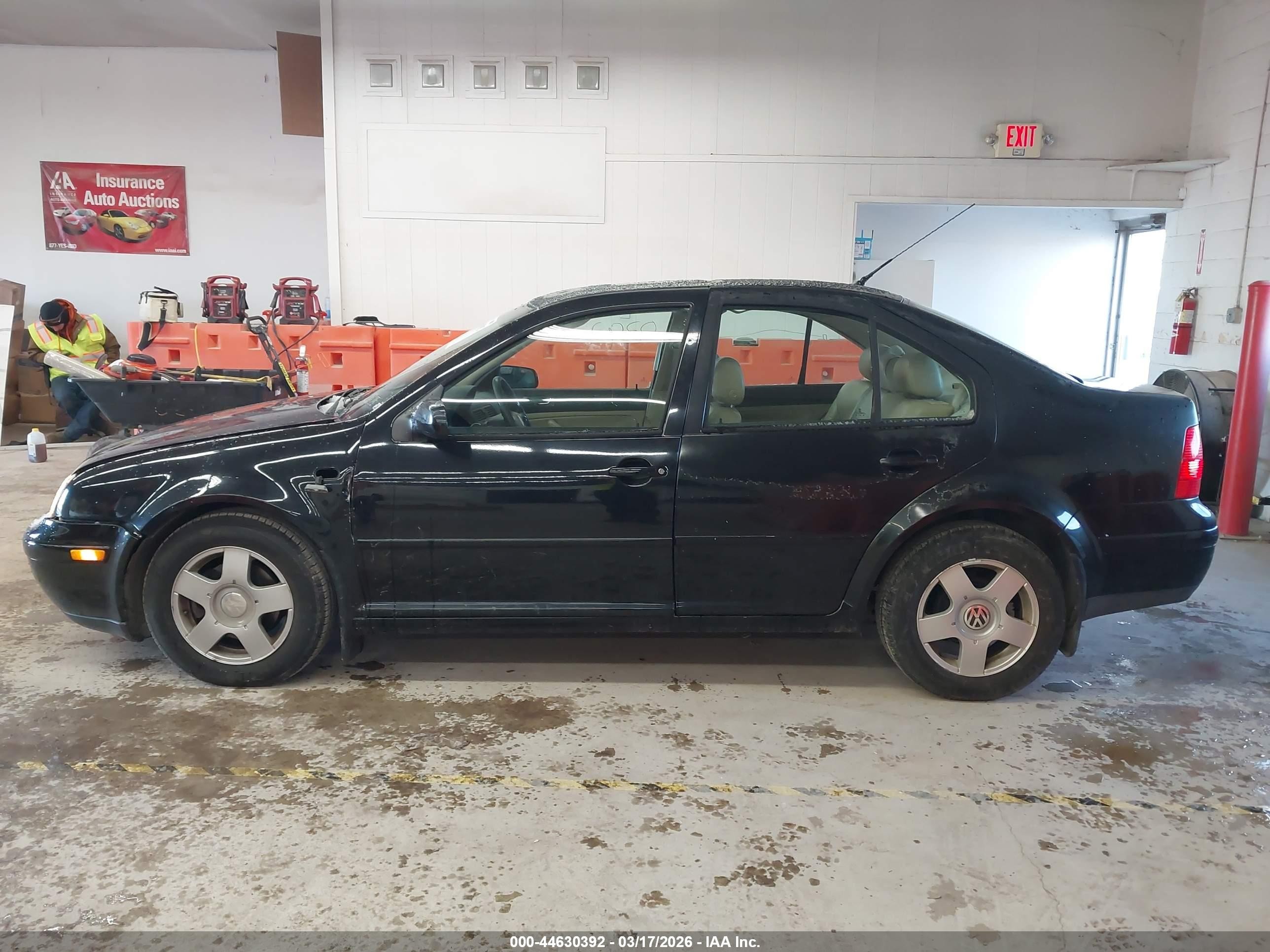 2000 Volkswagen Jetta Gls Black vin: 3VWSC29M3YM000808