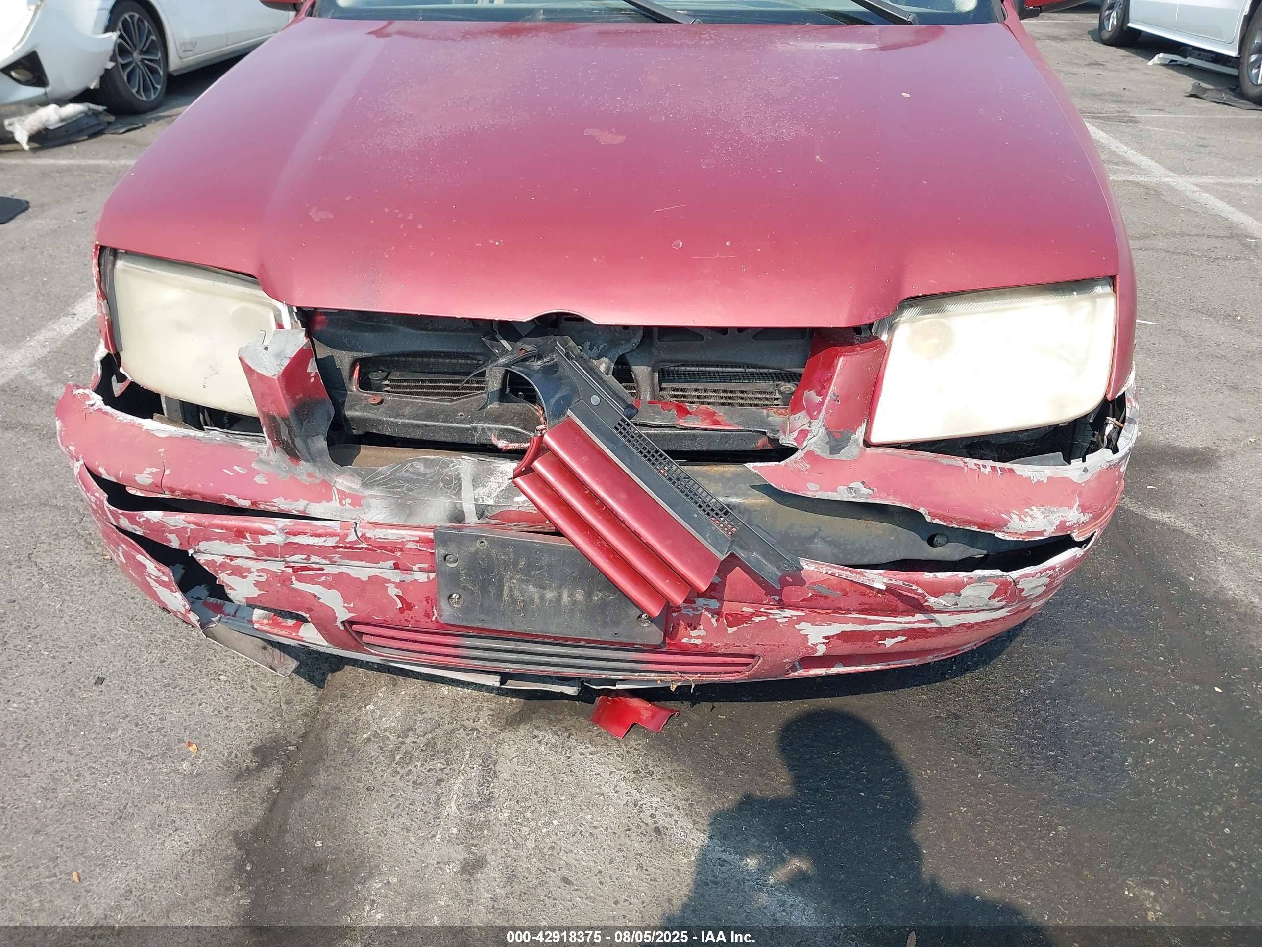 2000 Volkswagen Jetta Gls Burgundy vin: 3VWSC29M3YM095354