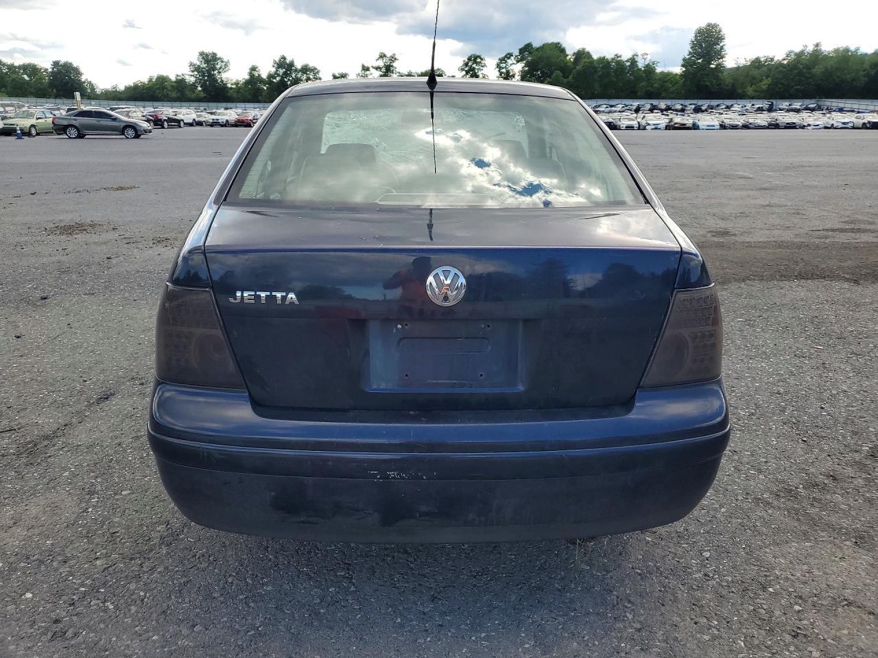 2000 Volkswagen Jetta Gls Blue vin: 3VWSC29M4YM104742