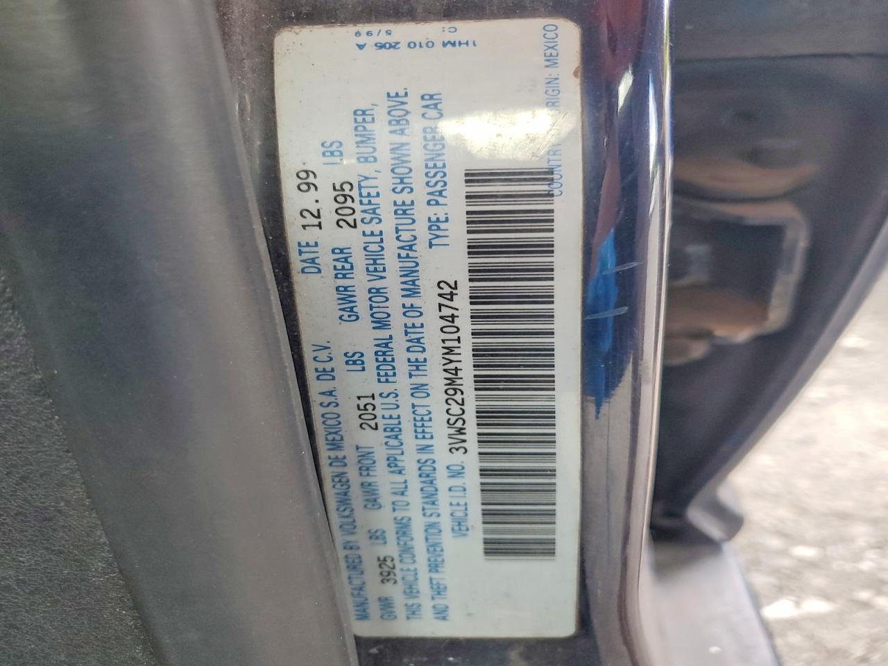 2000 Volkswagen Jetta Gls Blue vin: 3VWSC29M4YM104742