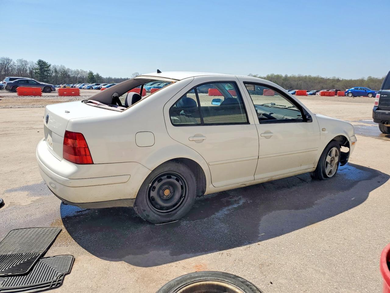 2000 Volkswagen Jetta Gls White vin: 3VWSC29M6YM094442