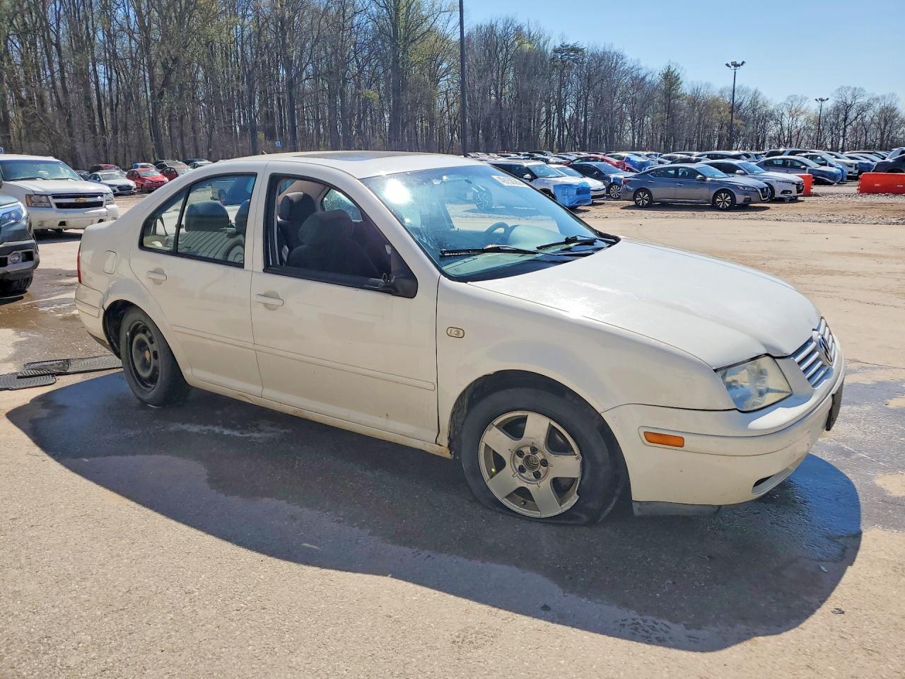 2000 Volkswagen Jetta Gls White vin: 3VWSC29M6YM094442