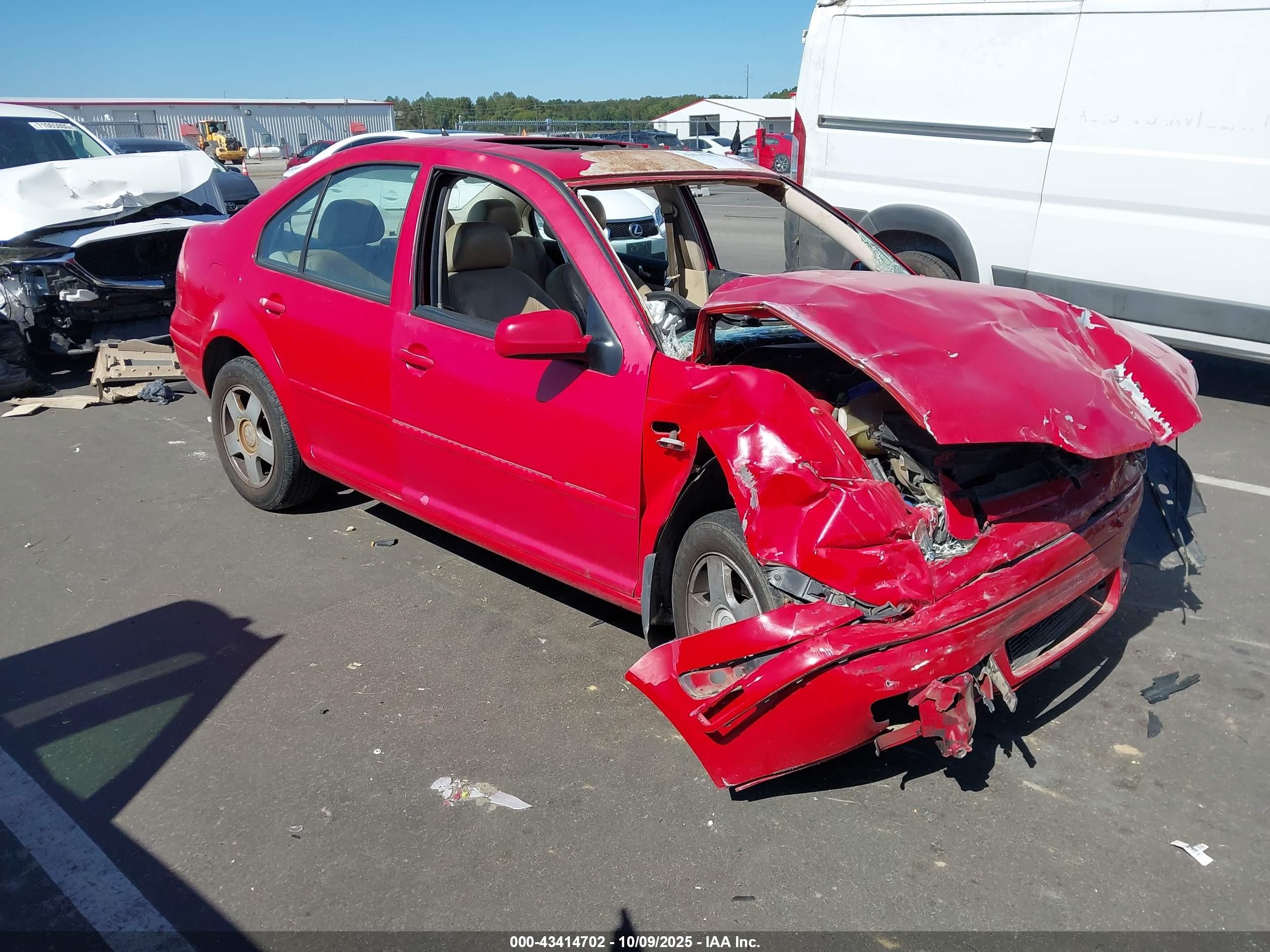 2000 Volkswagen Jetta Gls Red vin: 3VWSC29M7YM120711