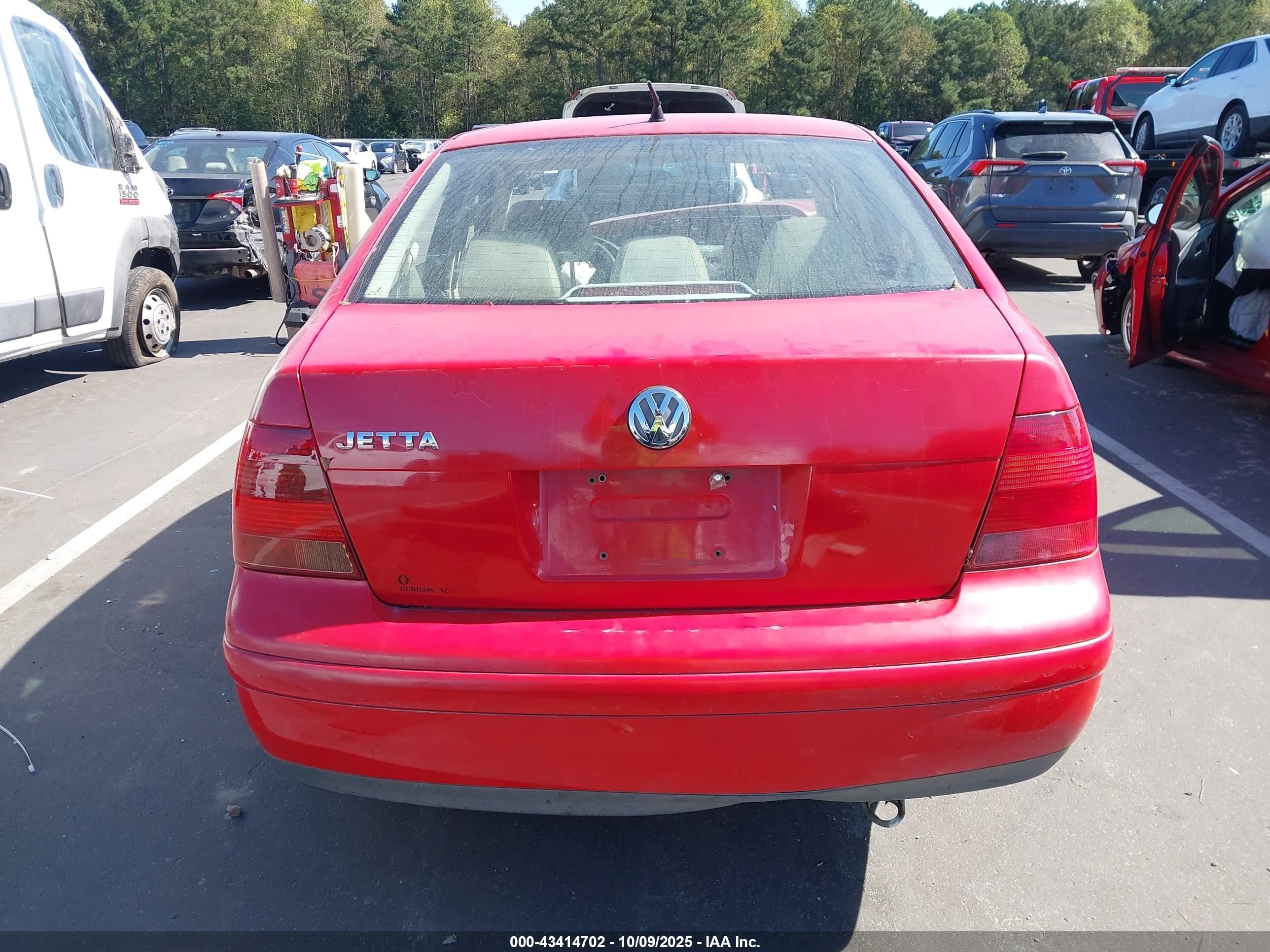 2000 Volkswagen Jetta Gls Красный vin: 3VWSC29M7YM120711