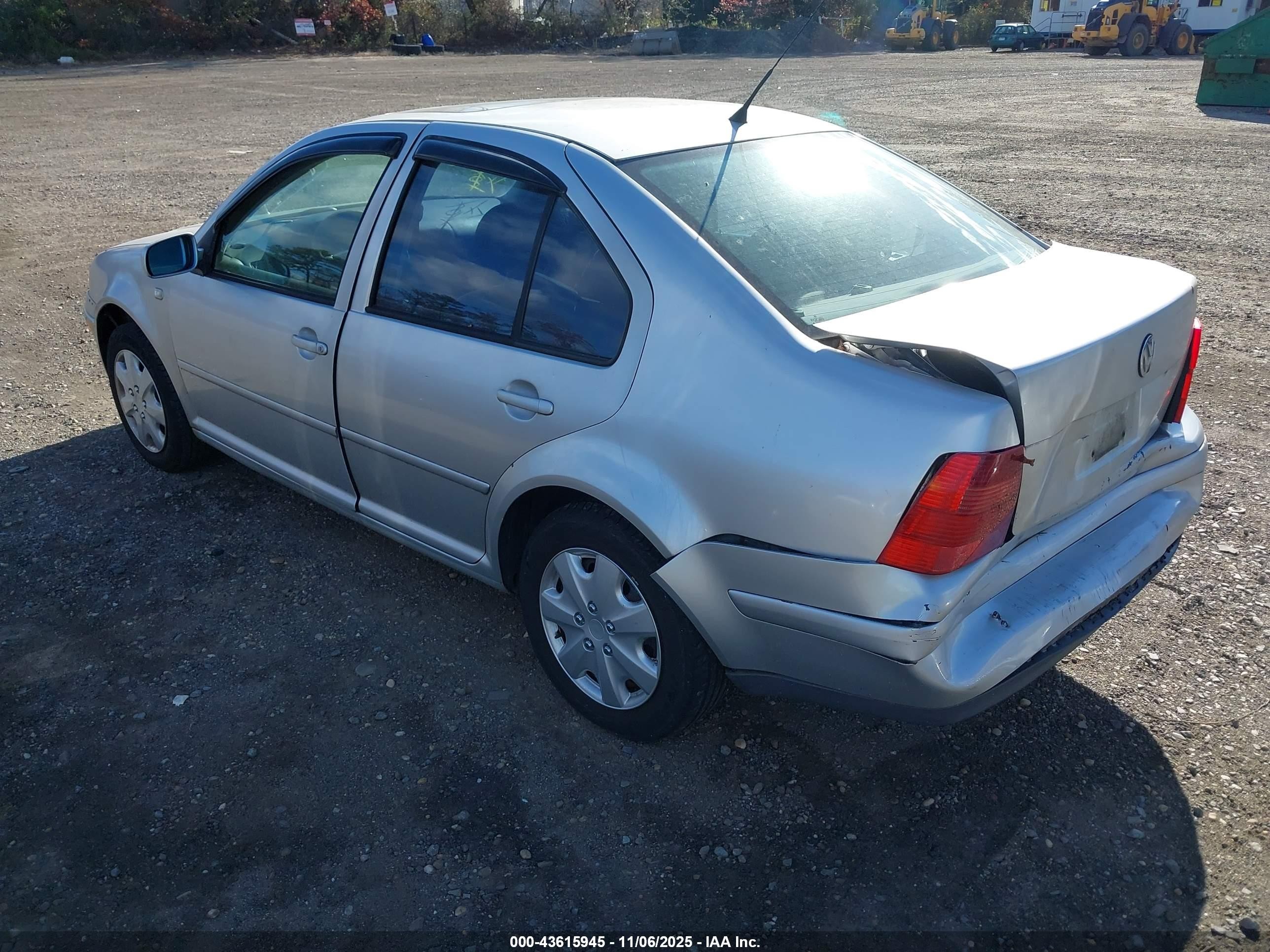 2000 Volkswagen Jetta Gls Silver vin: 3VWSC29M8YM149800