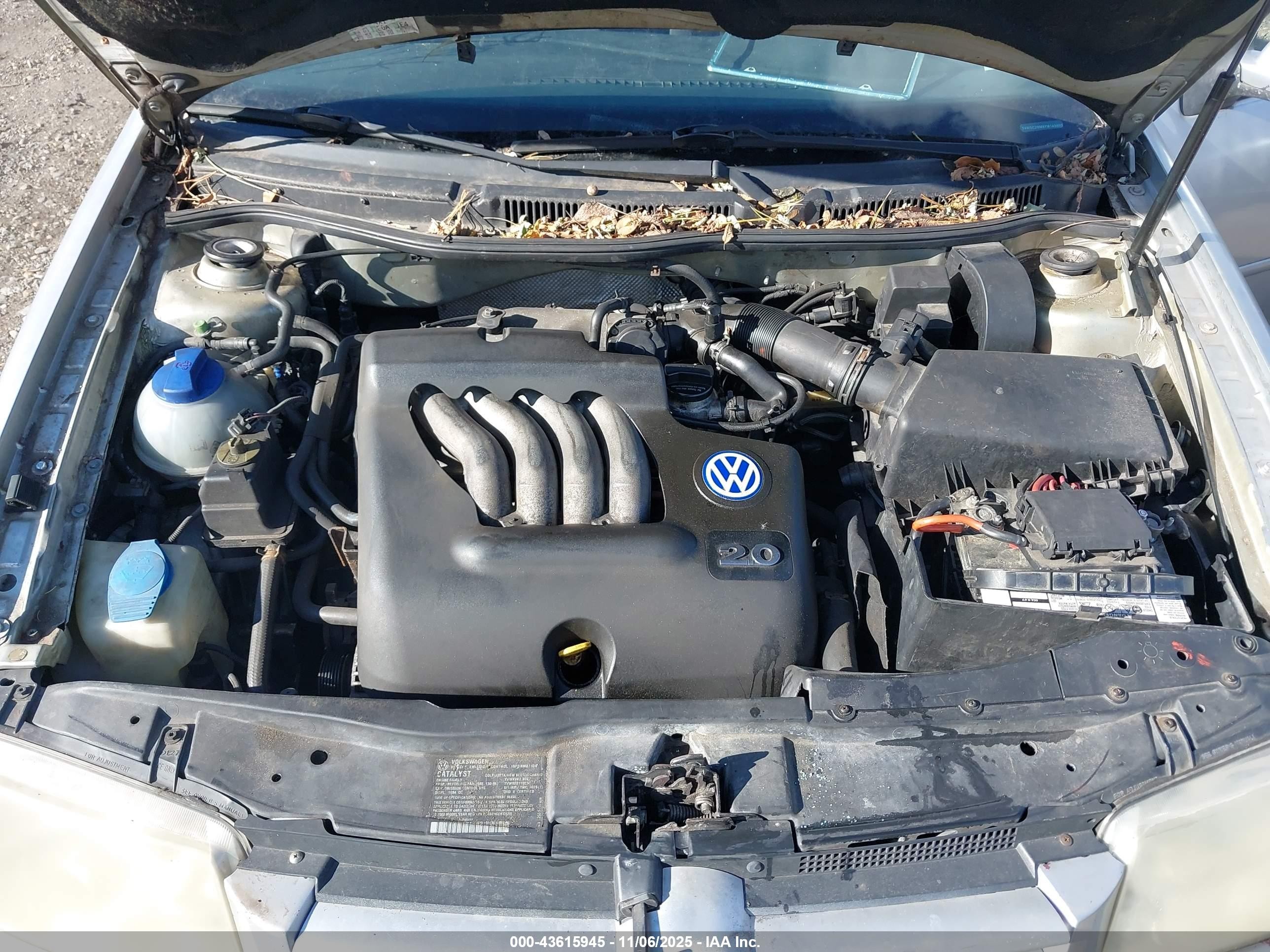 2000 Volkswagen Jetta Gls Silver vin: 3VWSC29M8YM149800