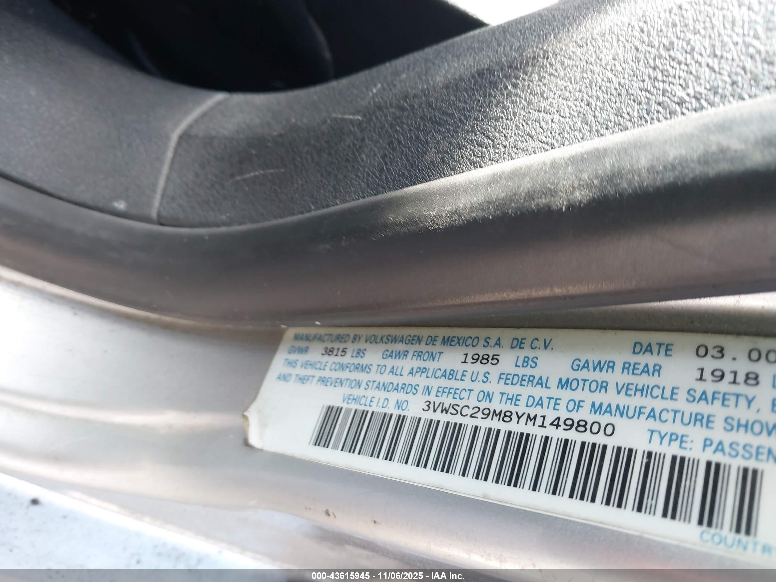 2000 Volkswagen Jetta Gls Silver vin: 3VWSC29M8YM149800
