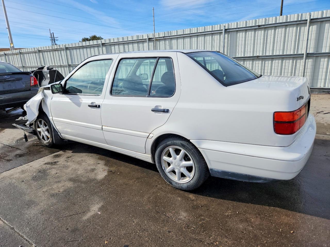 1995 Volkswagen Jetta Iii Gls White vin: 3VWSC81H4SM069094
