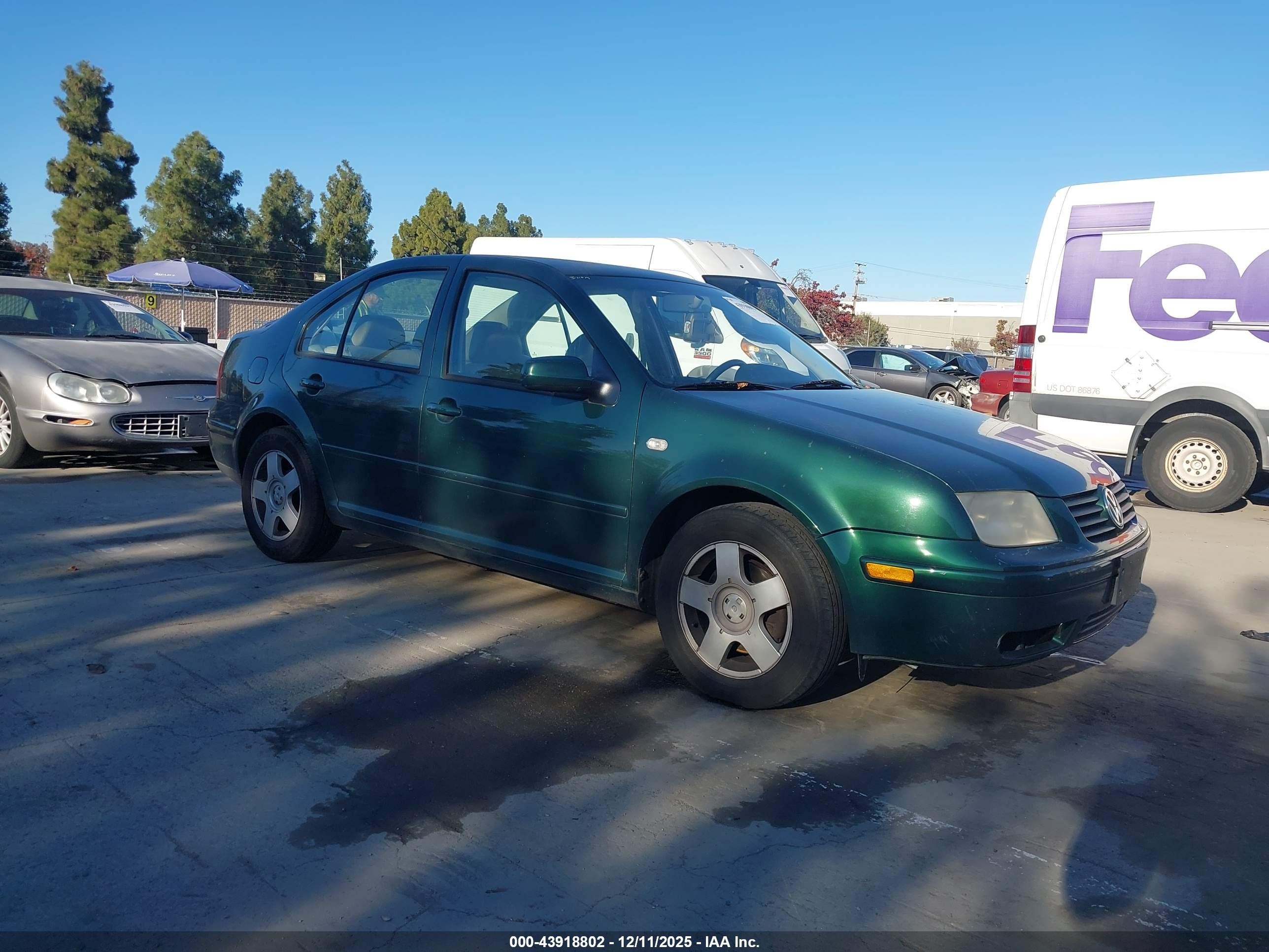 2000 Volkswagen Jetta Gls 1.8l Turbo Зеленый vin: 3VWSD29M2YM154794