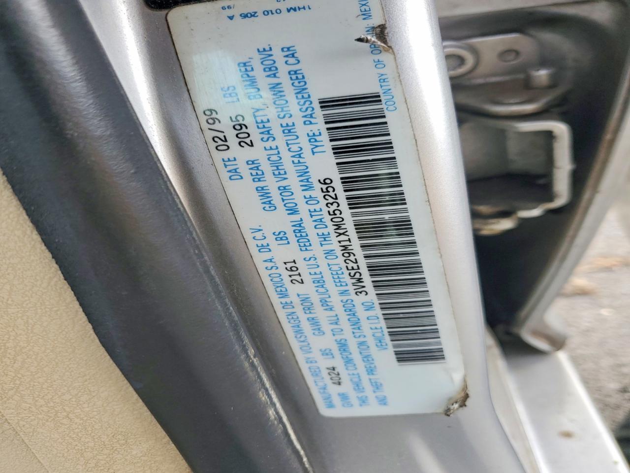 1999 Volkswagen Jetta Gls Silver vin: 3VWSE29M1XM053256