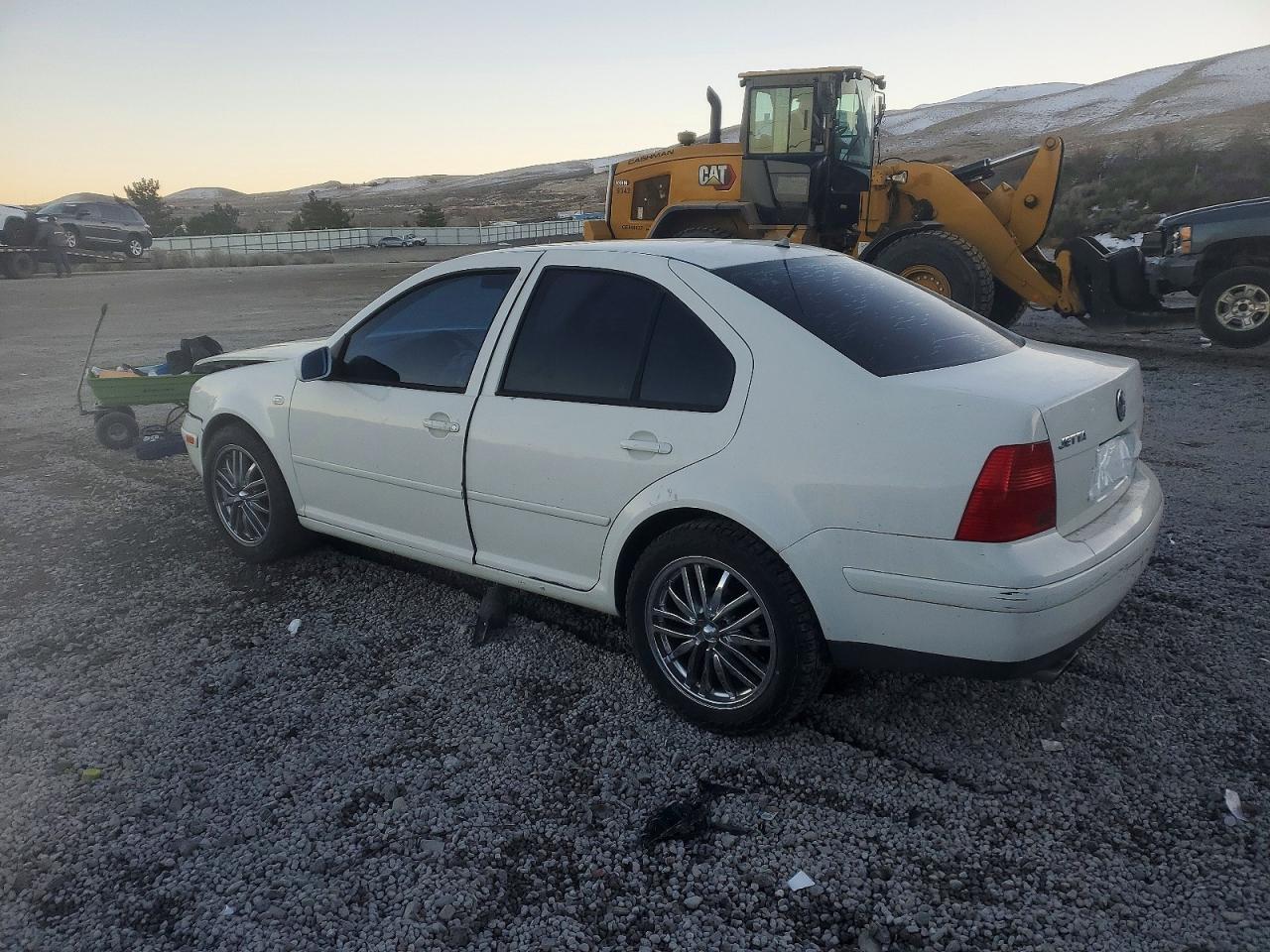 1999 Volkswagen Jetta Gls White vin: 3VWSE29M2XM069112