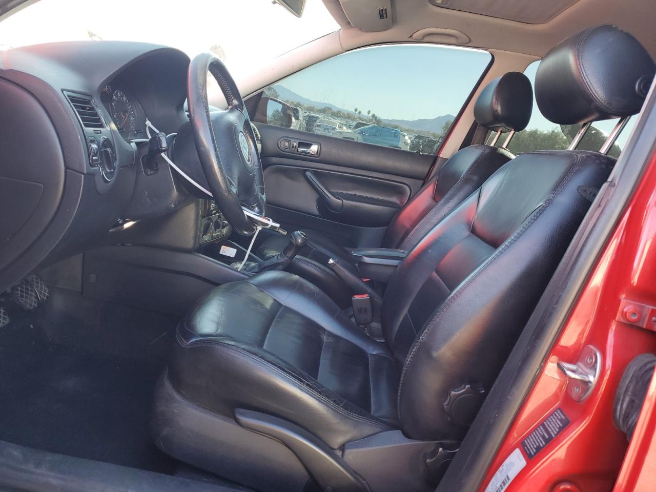 2000 Volkswagen Jetta Gls Red vin: 3VWSE29M2YM065045