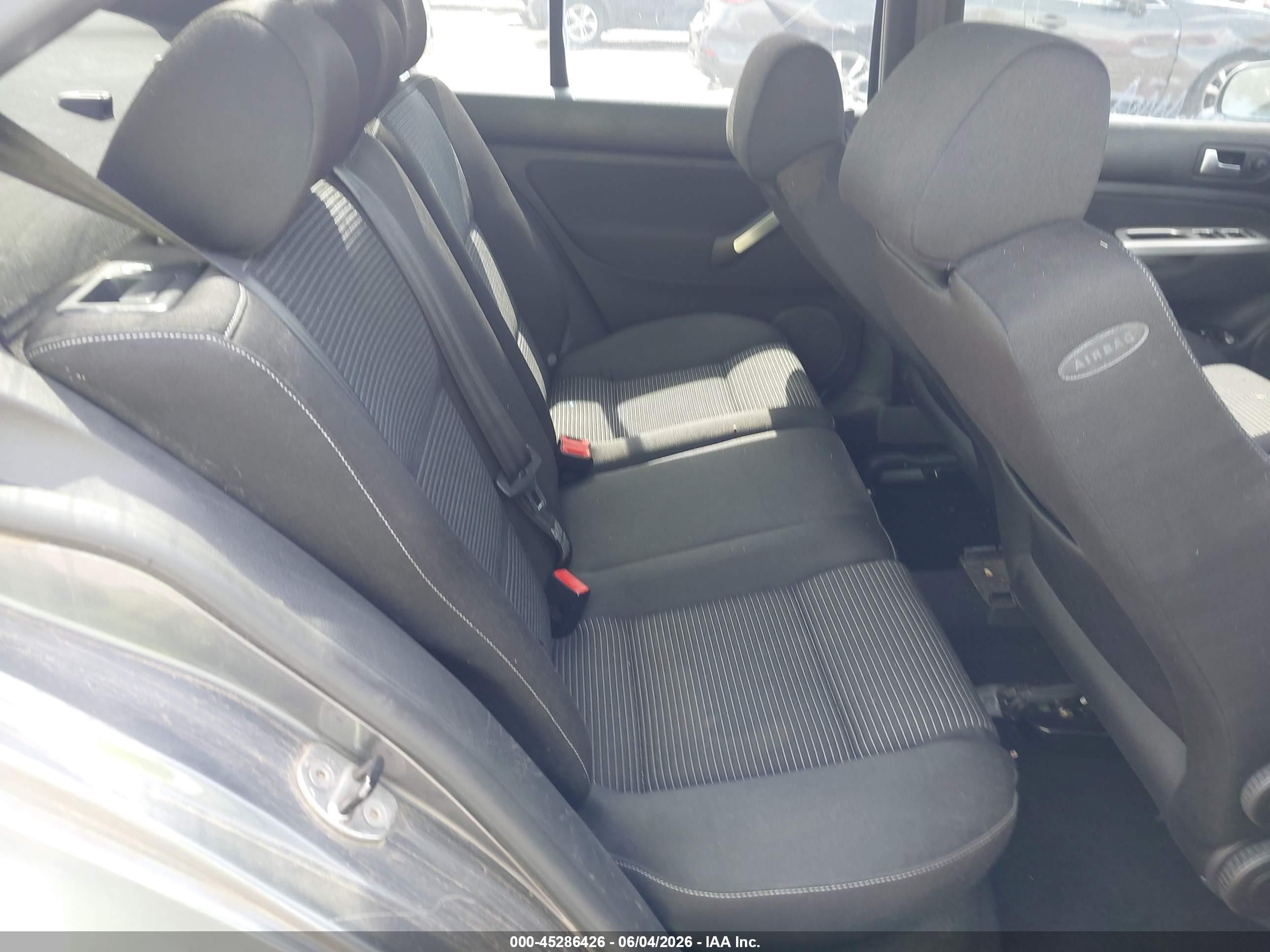2004 Volkswagen Jetta Gls Серый vin: 3VWSE69M74M147516