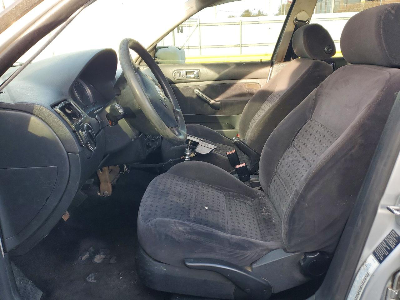 2002 Volkswagen Jetta Gls Silver vin: 3VWSE69M62M100250