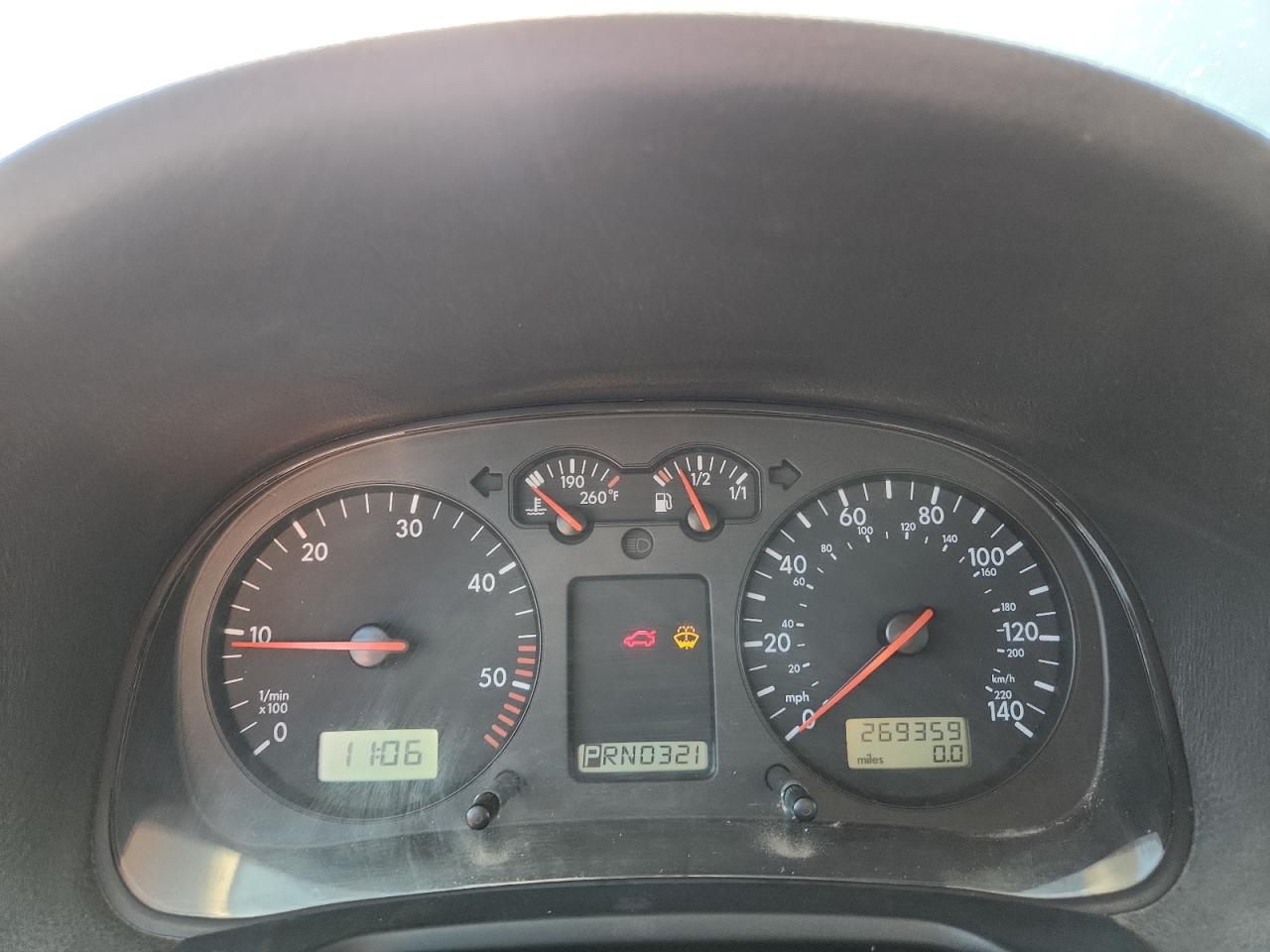 2000 Volkswagen Jetta Gls Tdi Серебряный vin: 3VWSF29M0YM042439