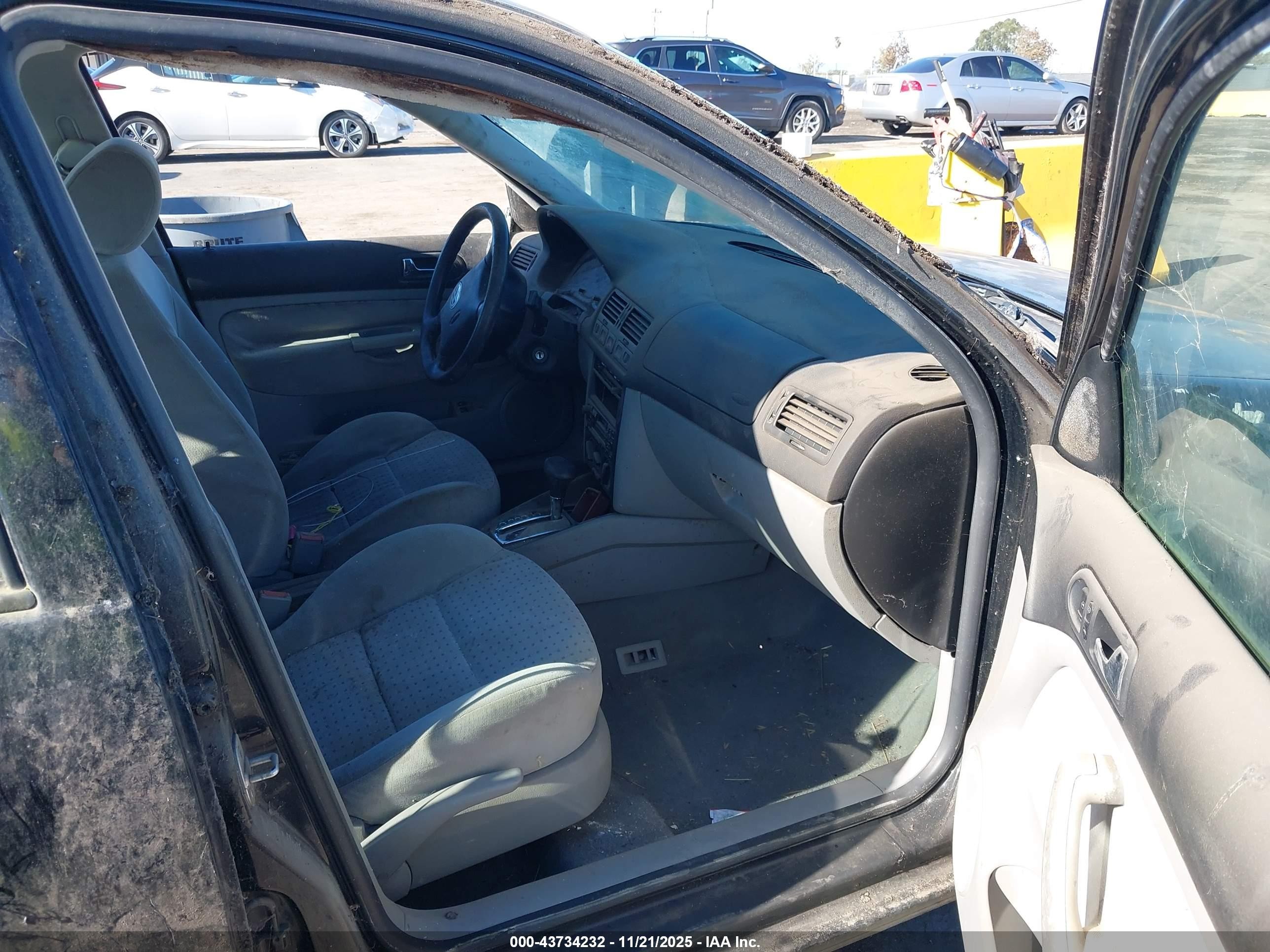 2000 Volkswagen Jetta Gls Tdi Black vin: 3VWSF29M4YM050219
