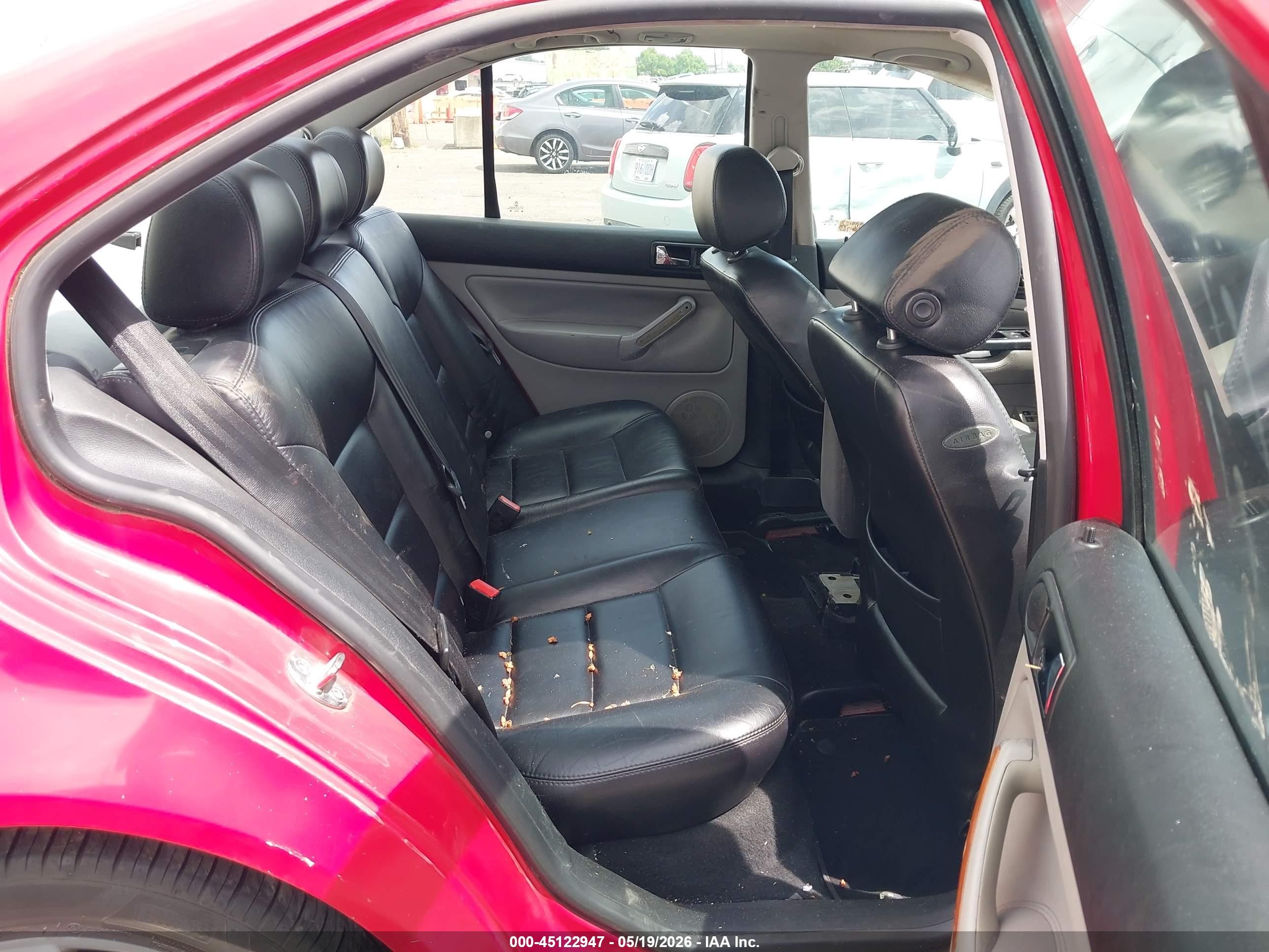 2000 Volkswagen Jetta Gls Tdi Red vin: 3VWSF29M5YM048043