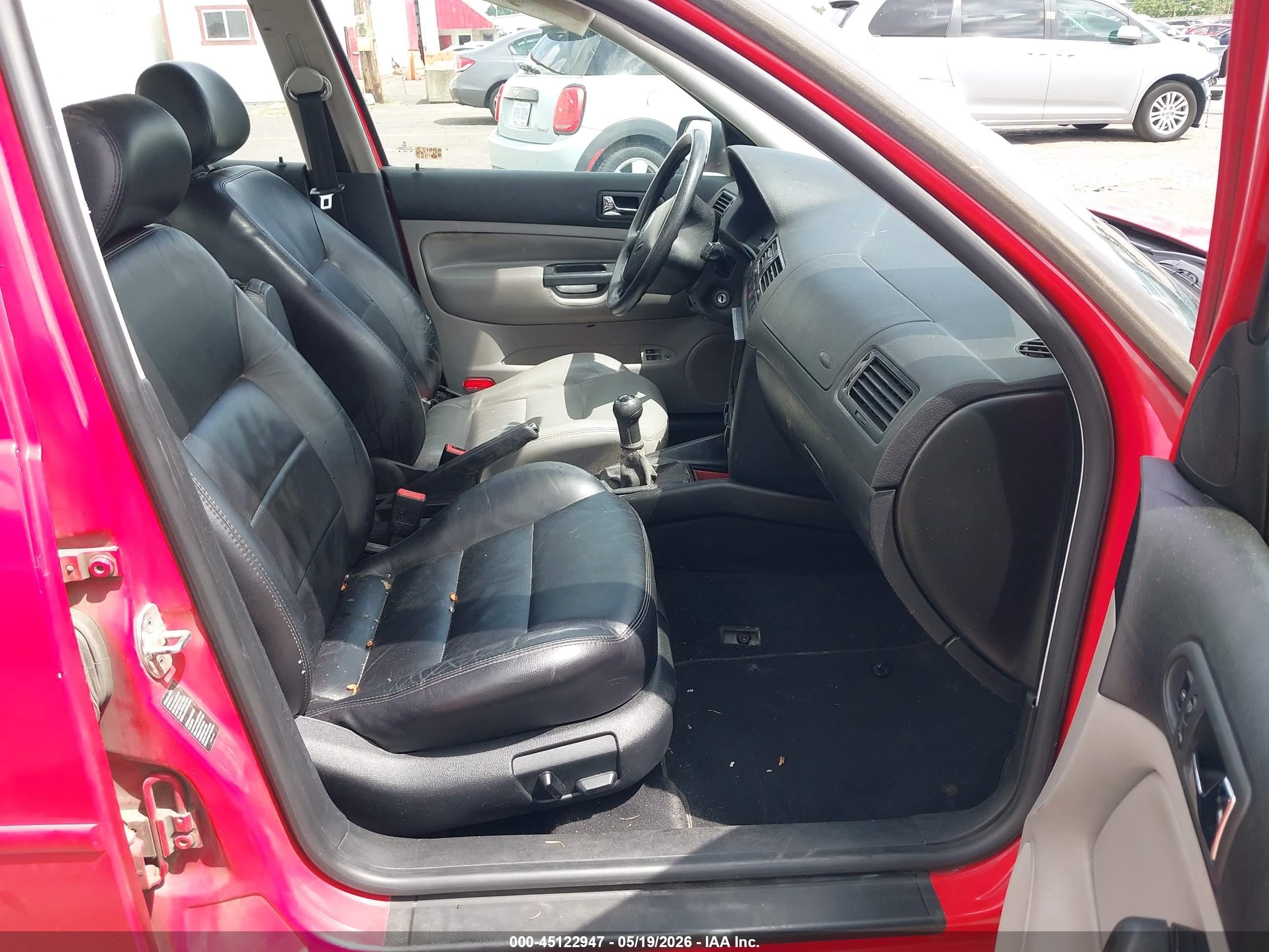 2000 Volkswagen Jetta Gls Tdi Red vin: 3VWSF29M5YM048043