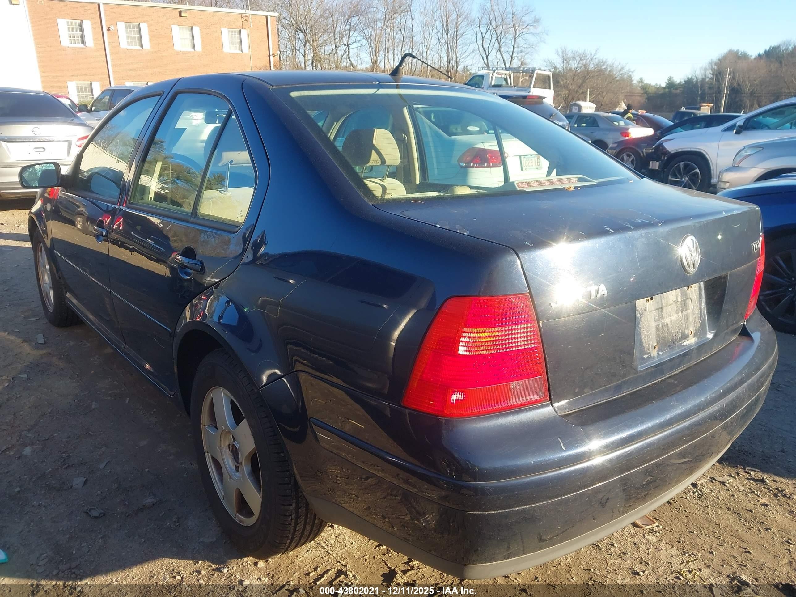 2000 Volkswagen Jetta Gls Tdi Blue vin: 3VWSF29M6YM095968
